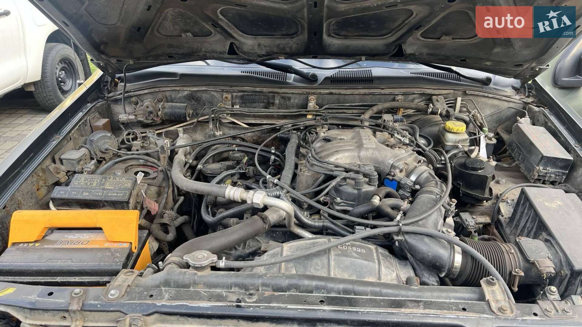 Nissan Pathfinder 1998 VIN JNBAR05Y5XW303554 фото оголошення 6 з 10