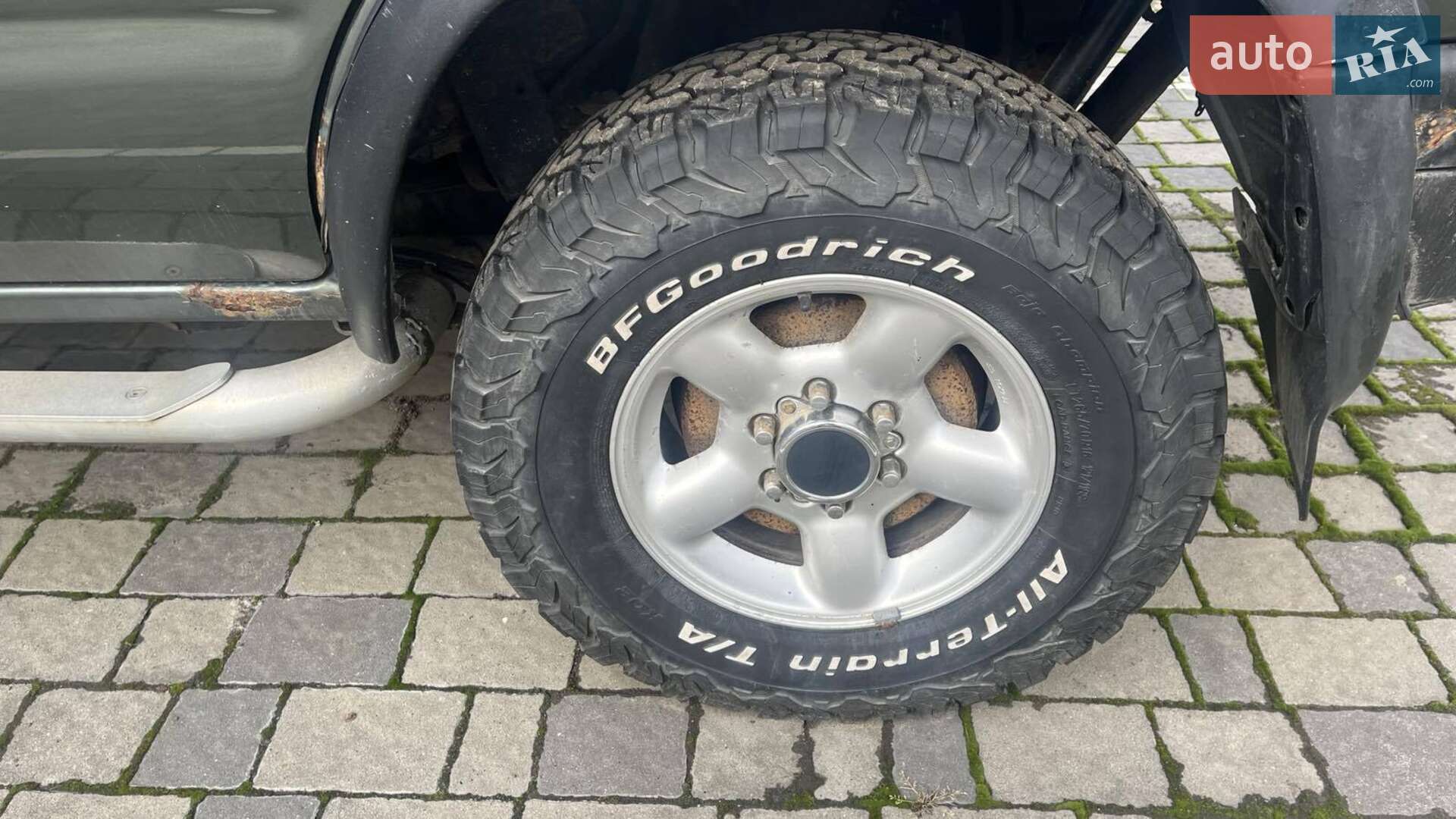 Nissan Pathfinder 1998 VIN JNBAR05Y5XW303554 фото оголошення 10 з 10