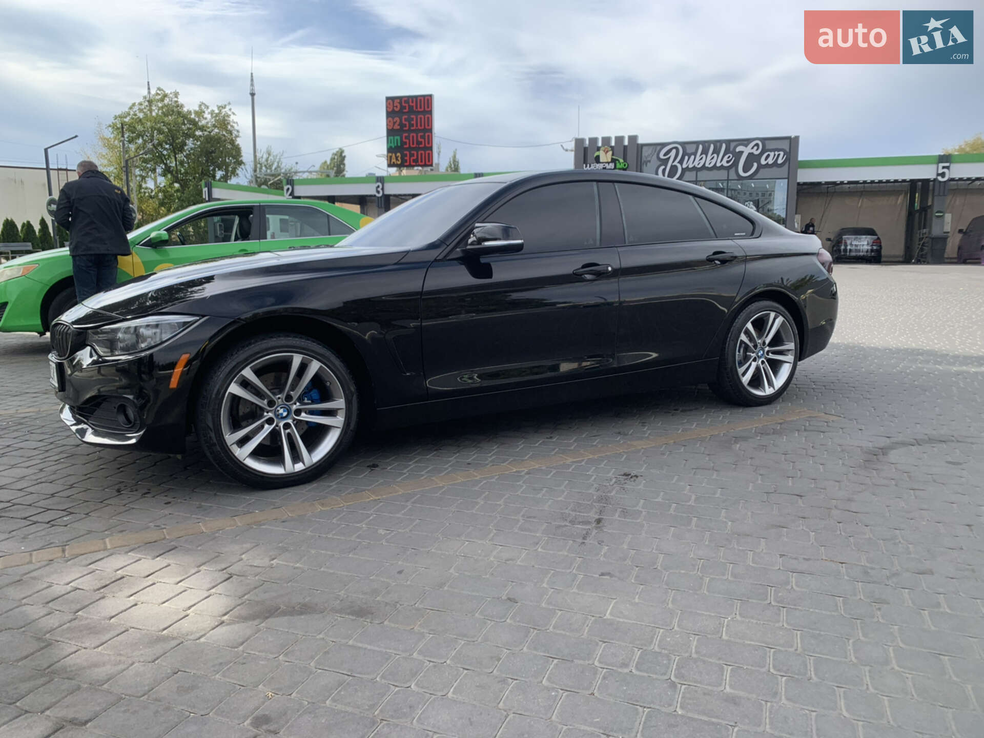 BMW 4 Series Gran Coupe 2015 VIN WBA4C9C57FG135106 фото оголошення 2 з 29