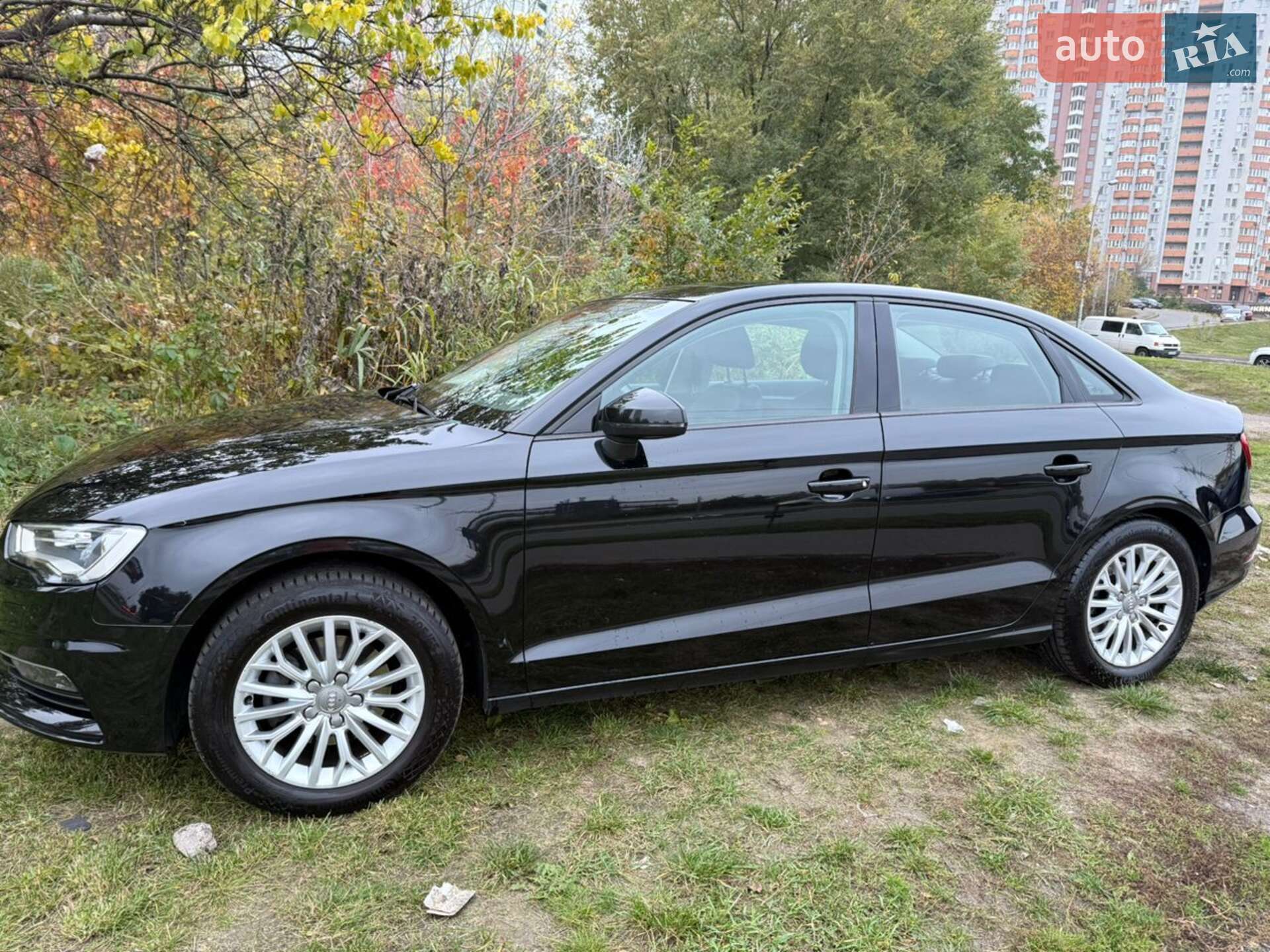 Audi A3 2016 VIN WAUZZZ8V1G1105259 фото оголошення 3 з 9