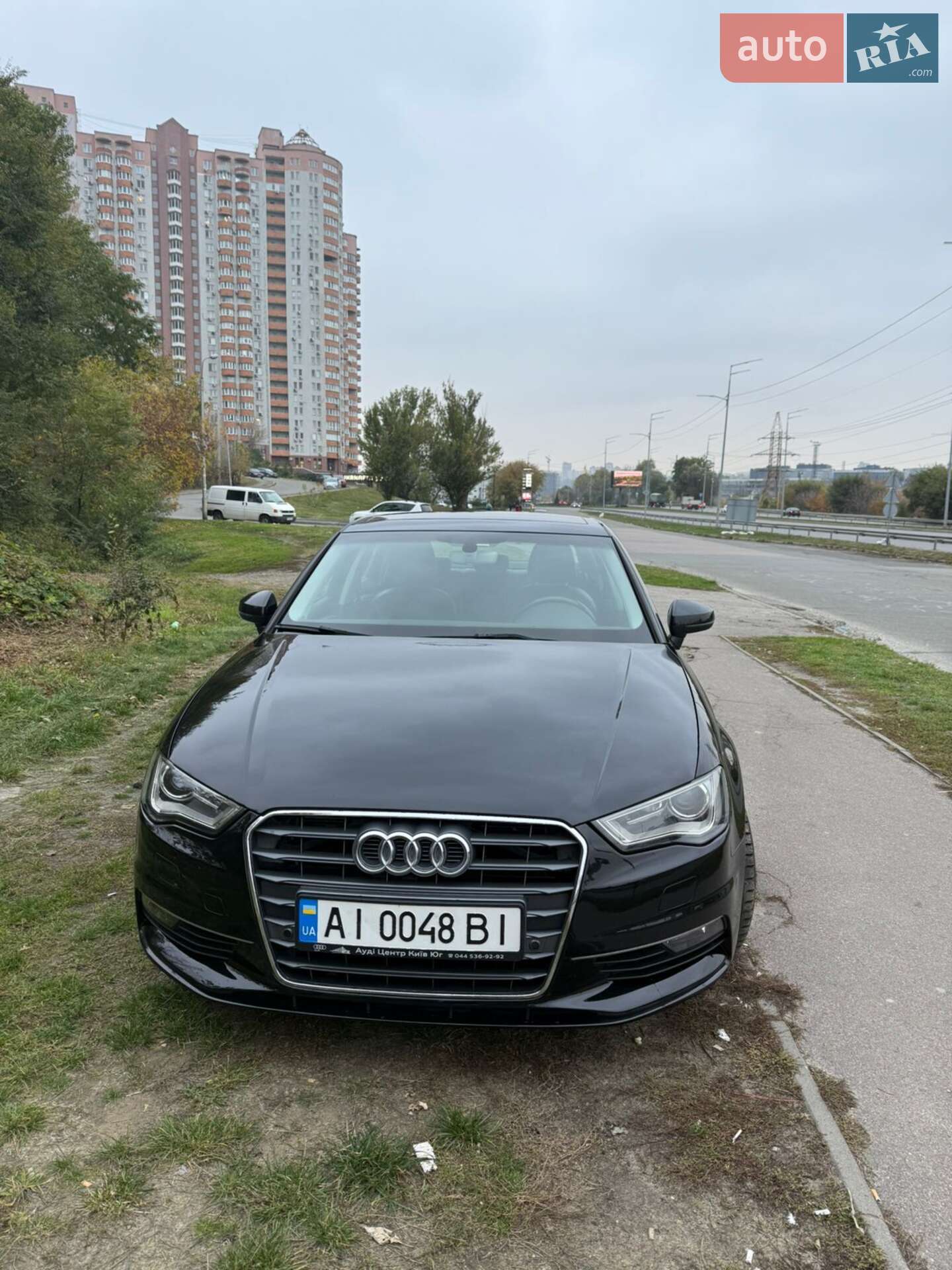 Audi A3 2016 VIN WAUZZZ8V1G1105259 фото оголошення 4 з 9