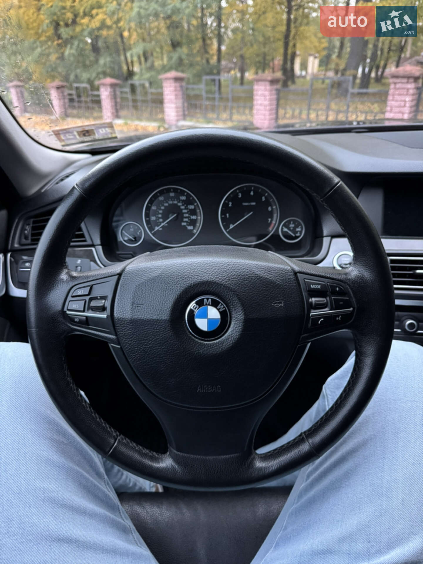 BMW 5 Series 2011 VIN WBAXH5C57CDW07888 фото оголошення 31 з 36
