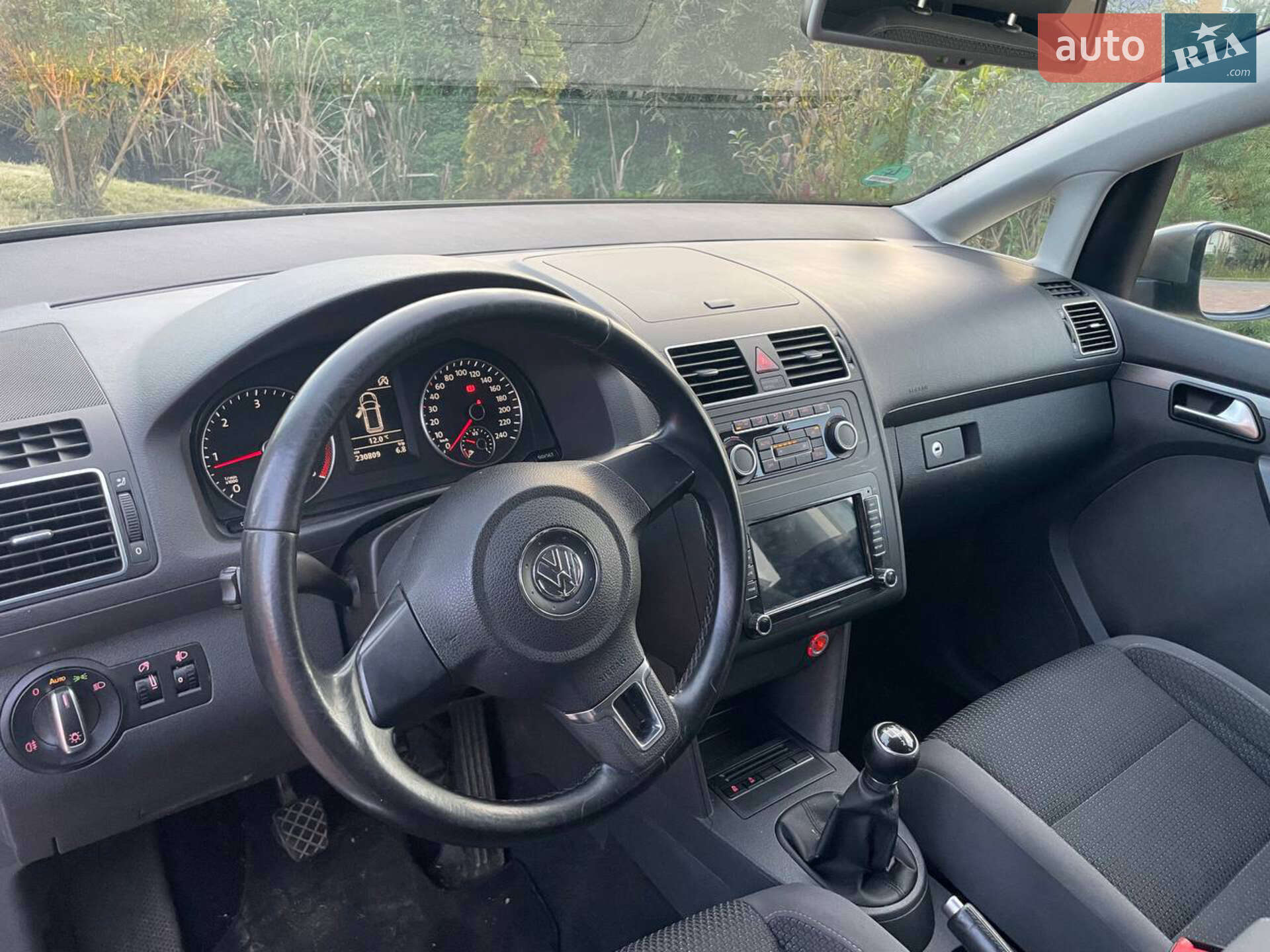 Volkswagen Touran 2010 VIN WVGZZZ1TZBW044043 фото оголошення 8 з 14
