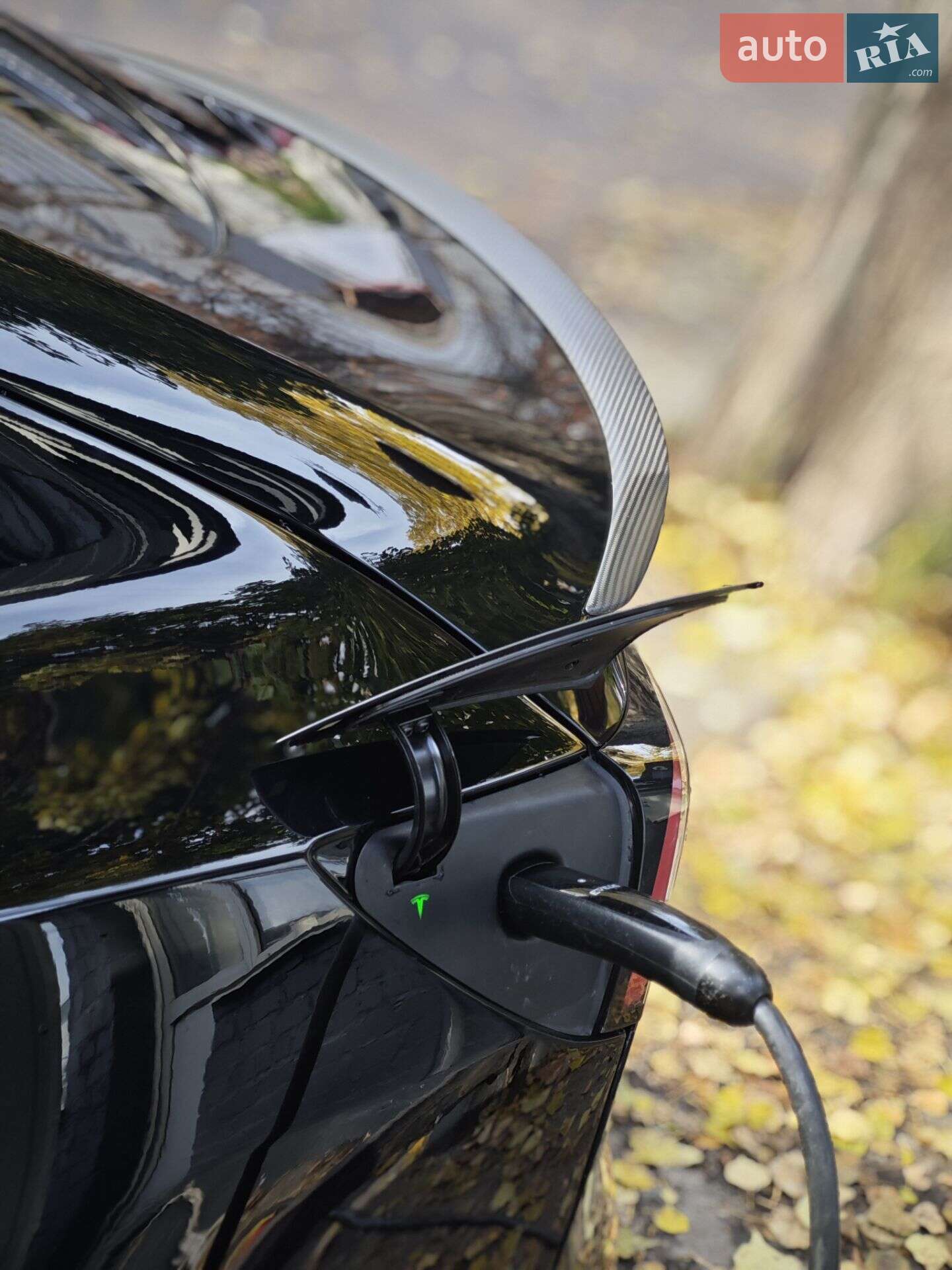 Tesla Model 3 2024 VIN 5YJ3E1EA3RF871060 фото оголошення 2 з 23