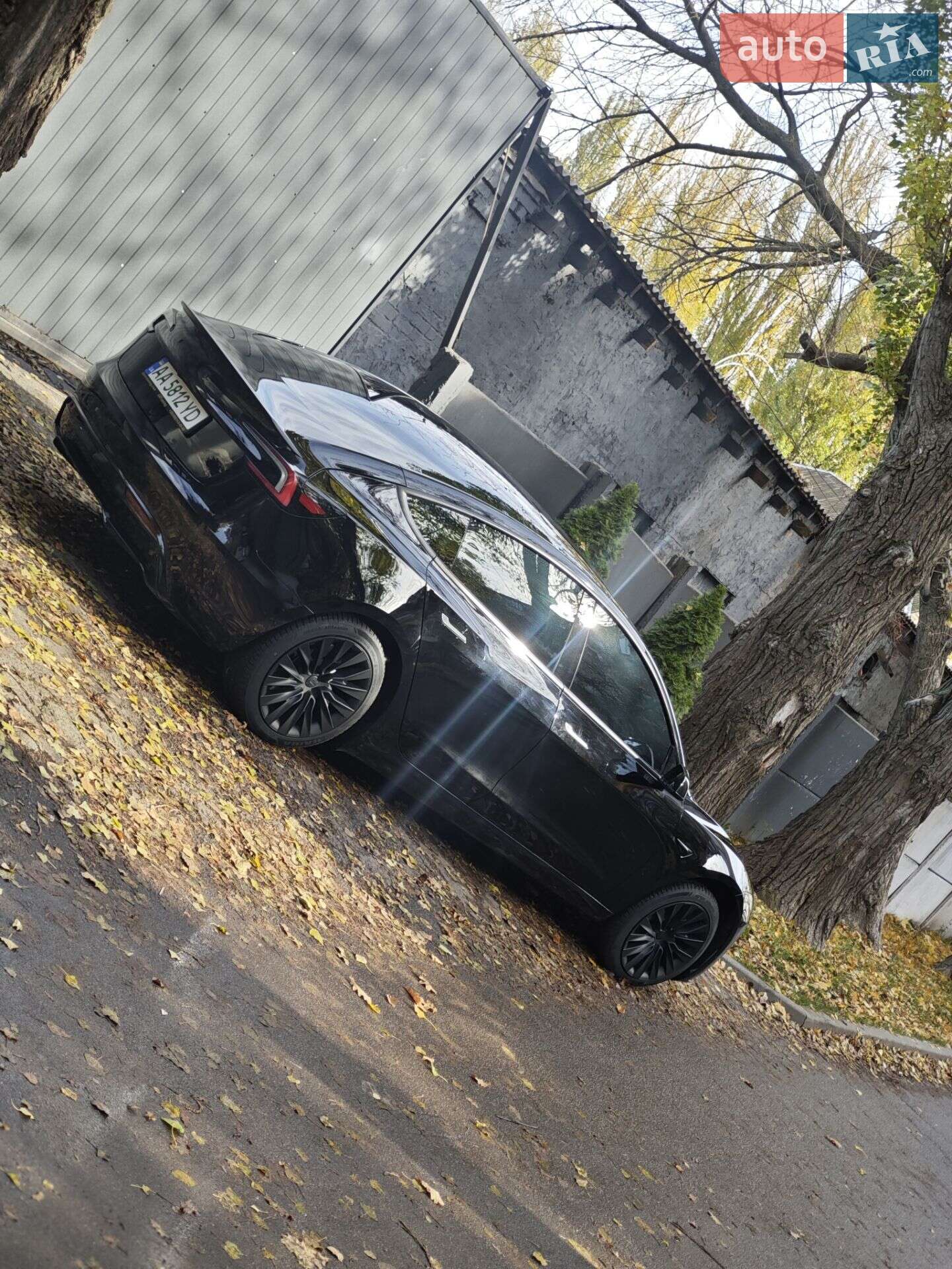 Tesla Model 3 2024 VIN 5YJ3E1EA3RF871060 фото оголошення 11 з 23