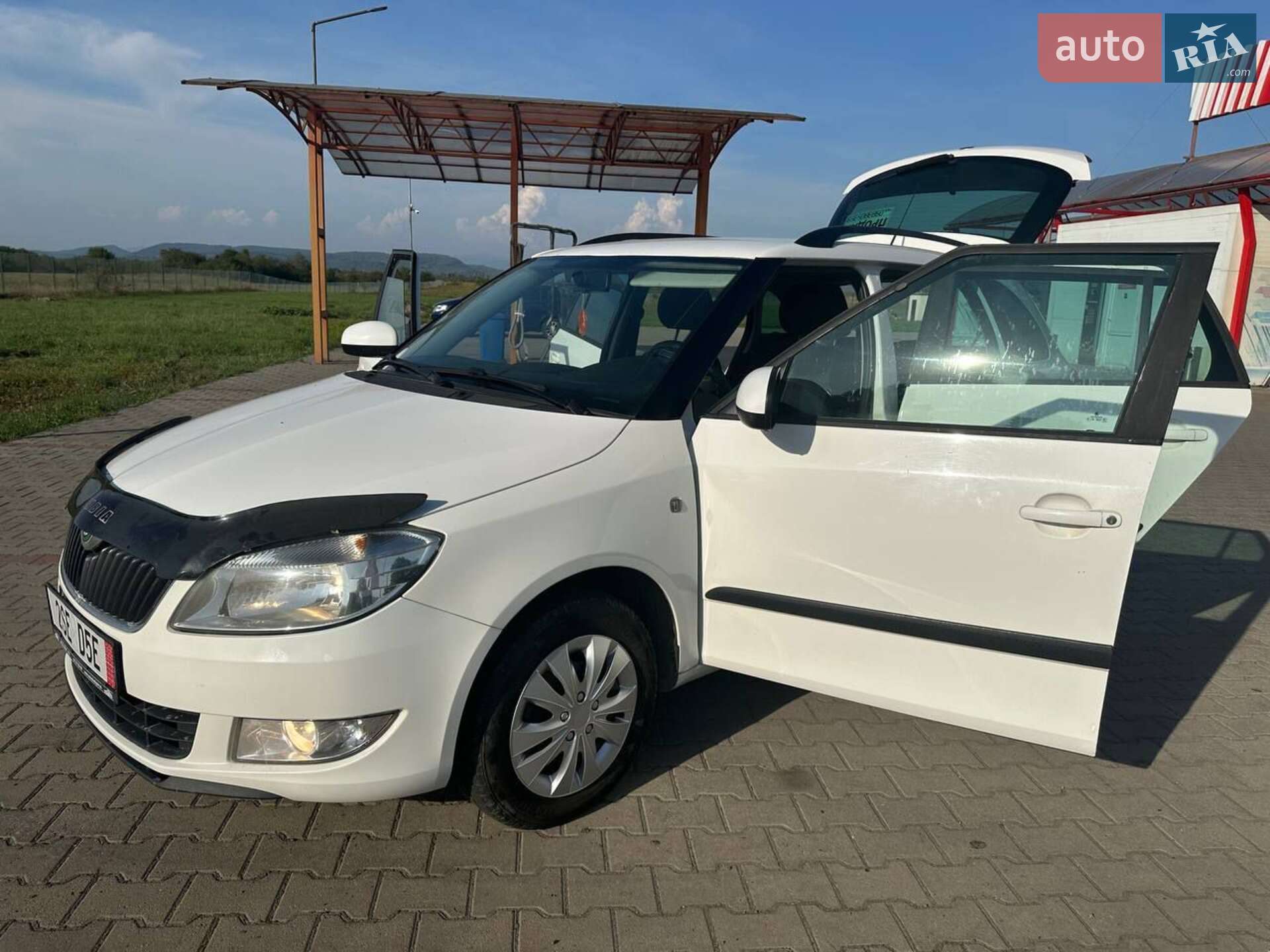 Skoda Fabia 2012 VIN TMBJM25J6B3206883 фото оголошення 9 з 21