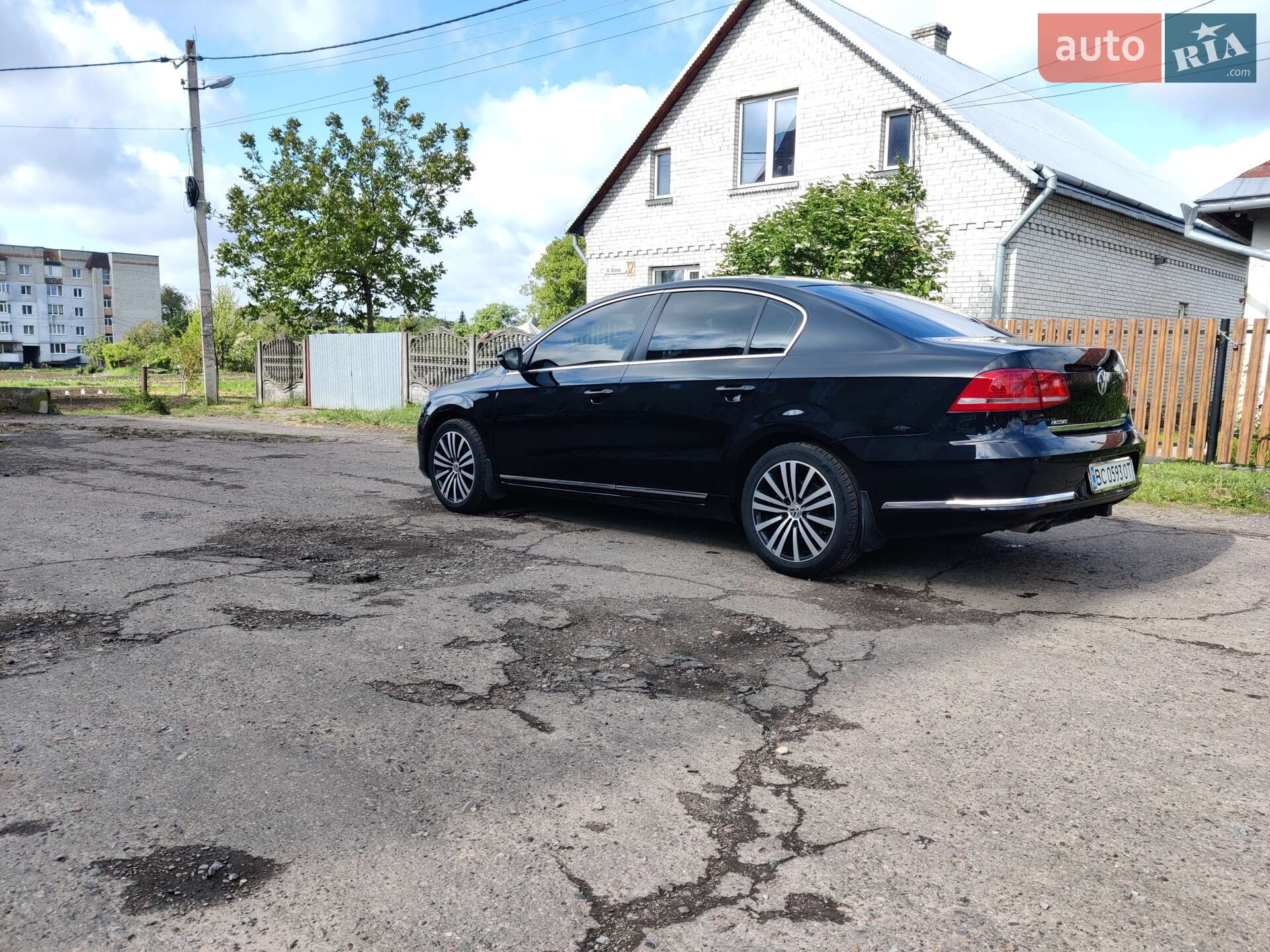 Volkswagen Passat 2011 VIN WVWZZZ3CZCP031088 фото оголошення 7 з 54