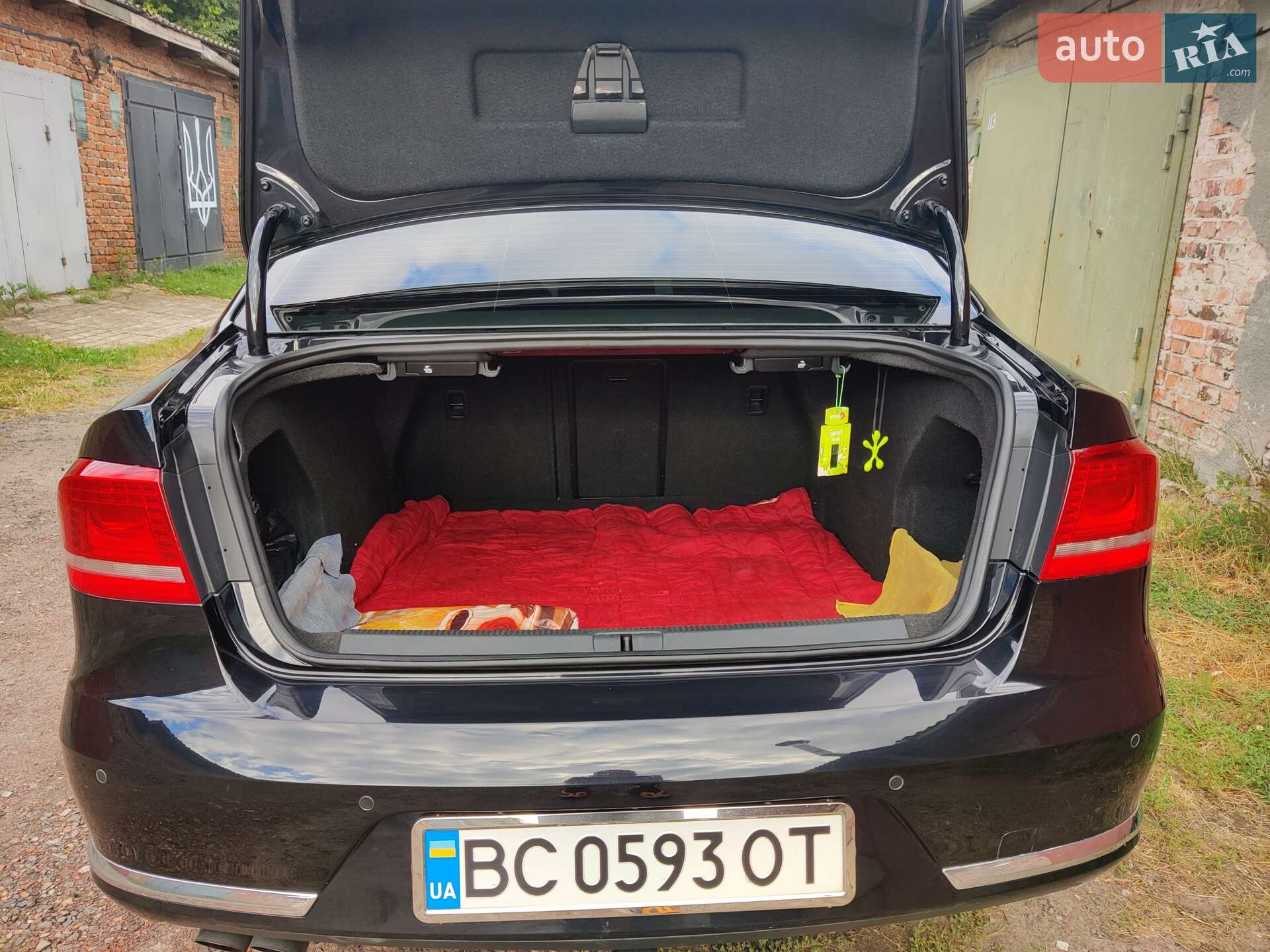 Volkswagen Passat 2011 VIN WVWZZZ3CZCP031088 фото оголошення 24 з 51