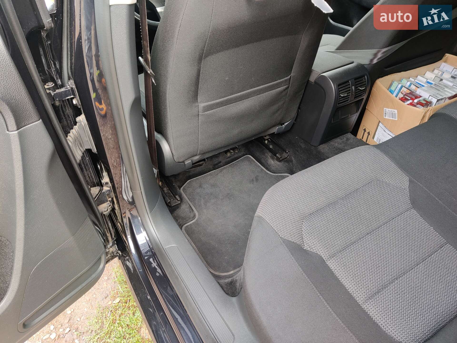 Volkswagen Passat 2011 VIN WVWZZZ3CZCP031088 фото оголошення 31 з 51