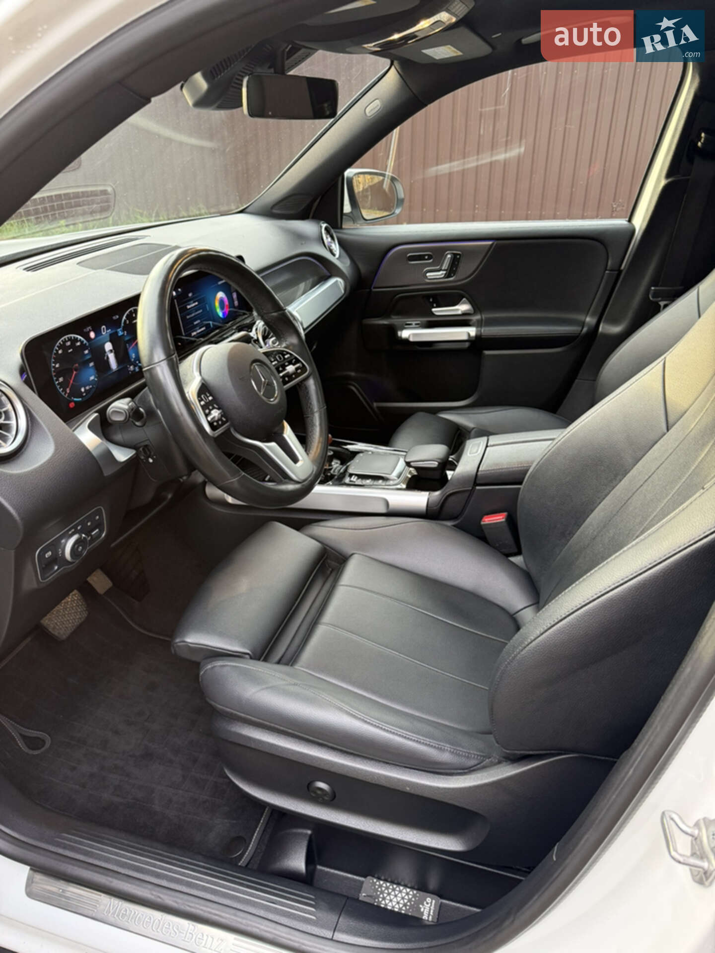 Mercedes-Benz GLB-Class 2021 VIN W1N4M4HBXMW162832 фото оголошення 23 з 35