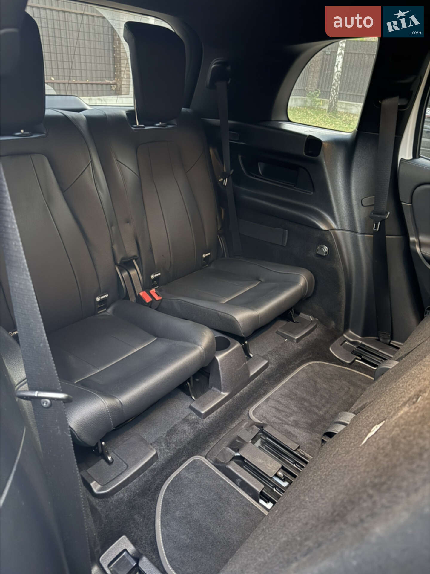 Mercedes-Benz GLB-Class 2021 VIN W1N4M4HBXMW162832 фото оголошення 28 з 35