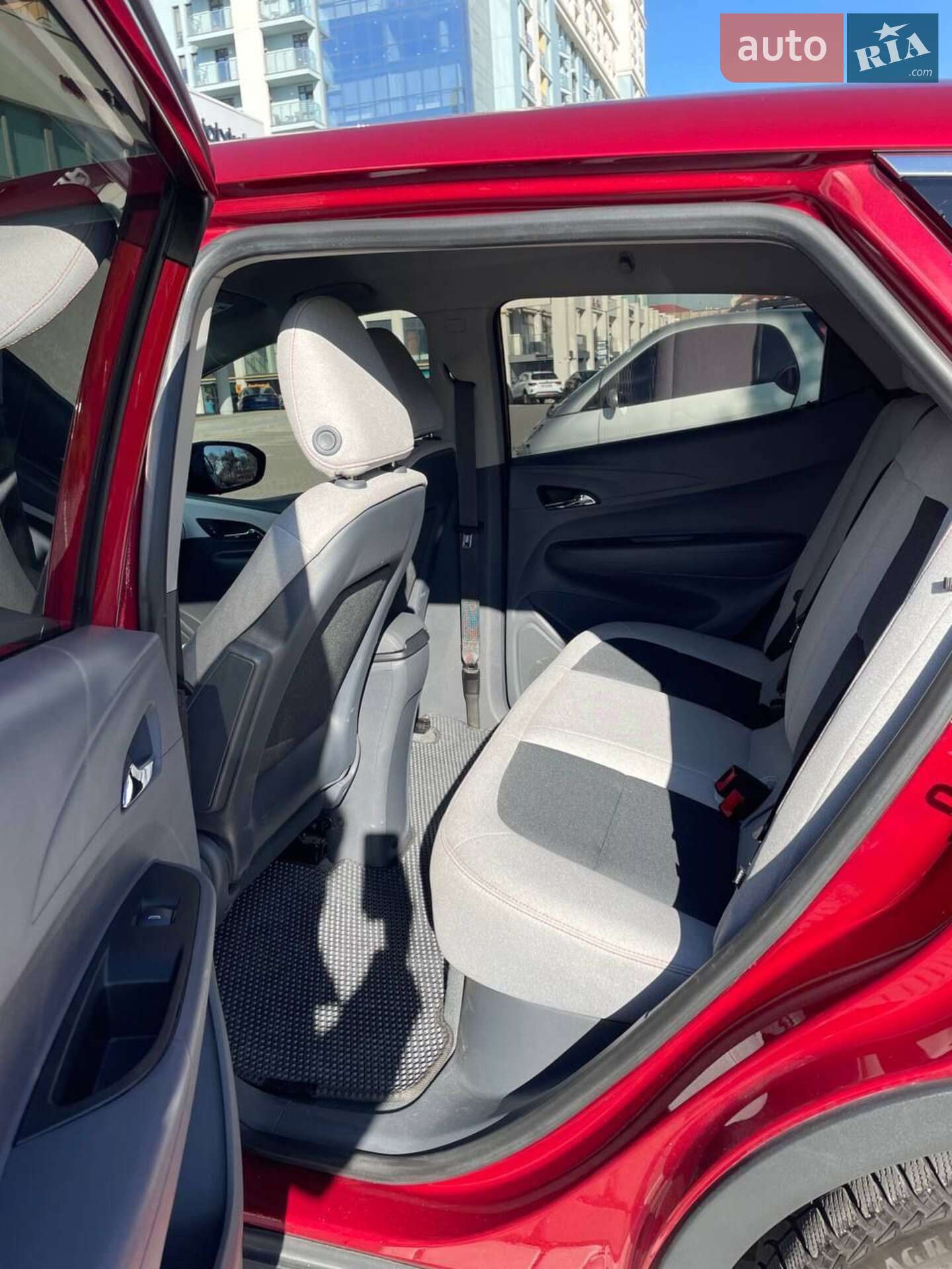 Chevrolet Bolt EV 2021 VIN 1G1FY6S05M4111721 фото оголошення 18 з 37