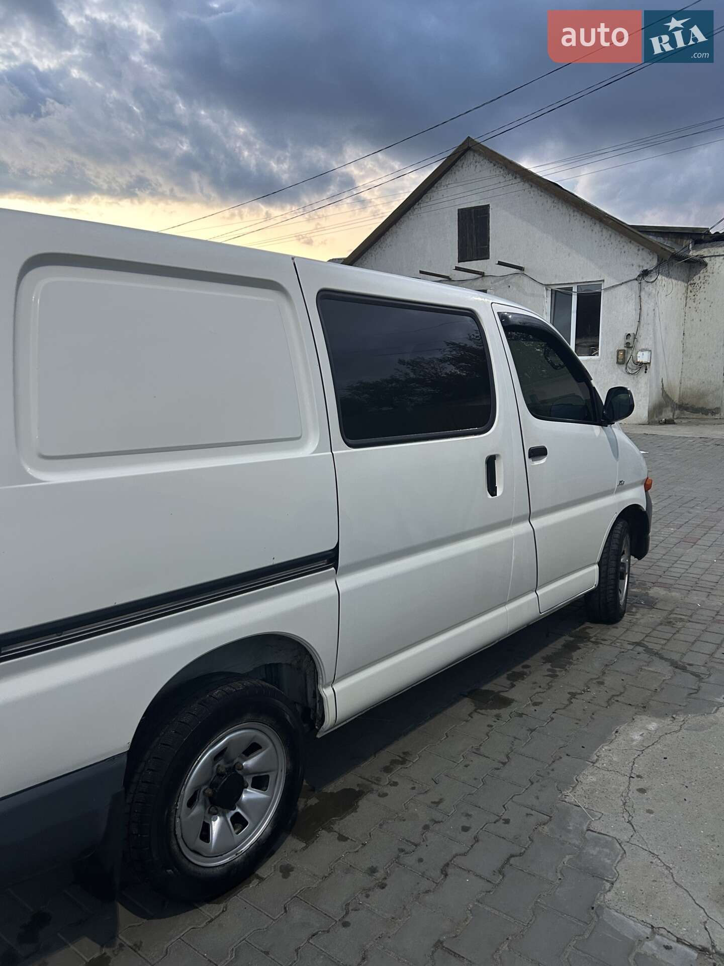 Toyota Hiace 2005 VIN JT121JK1100027119 фото оголошення 6 з 9