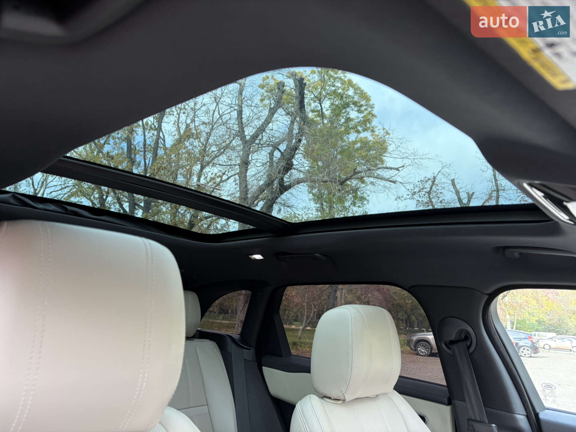 Land Rover Range Rover Velar 2017 VIN SALYL2RX8JA741989 фото оголошення 10 з 13