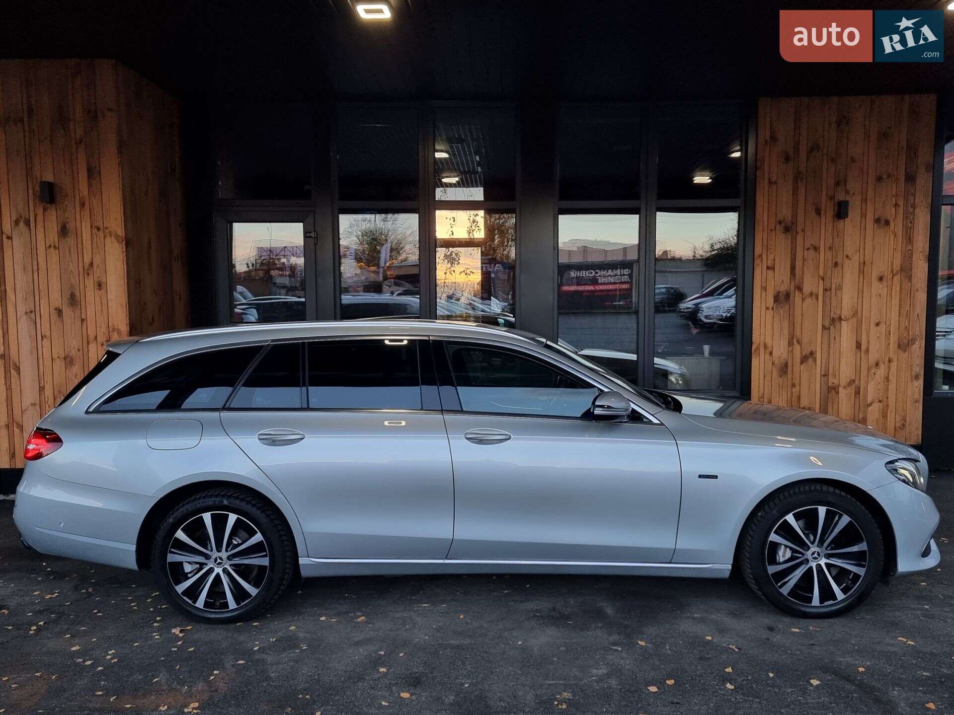 Mercedes-Benz E-Class 2019 VIN WDD2132161A722944 фото оголошення 42 з 81