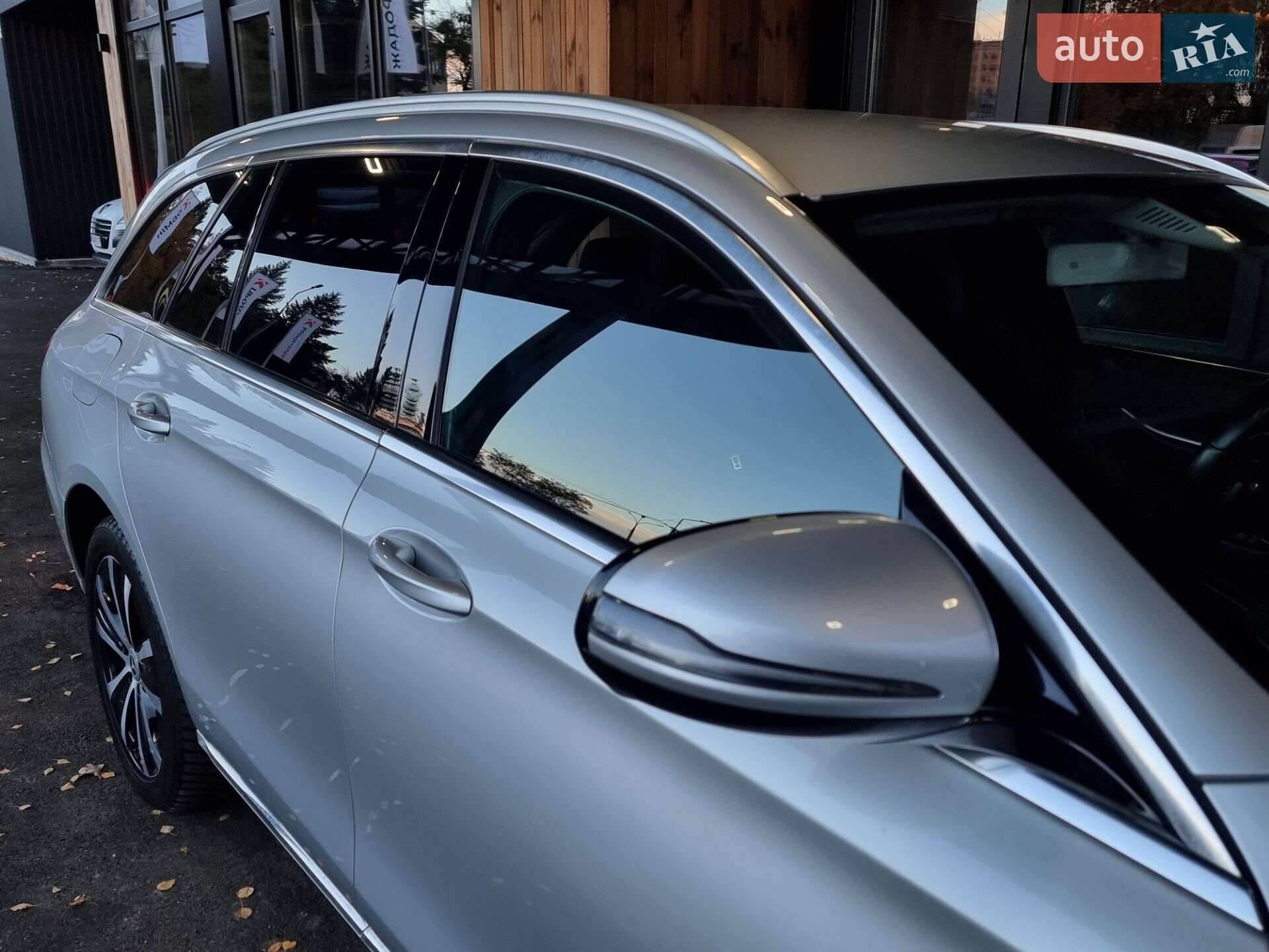 Mercedes-Benz E-Class 2019 VIN WDD2132161A722944 фото оголошення 25 з 81