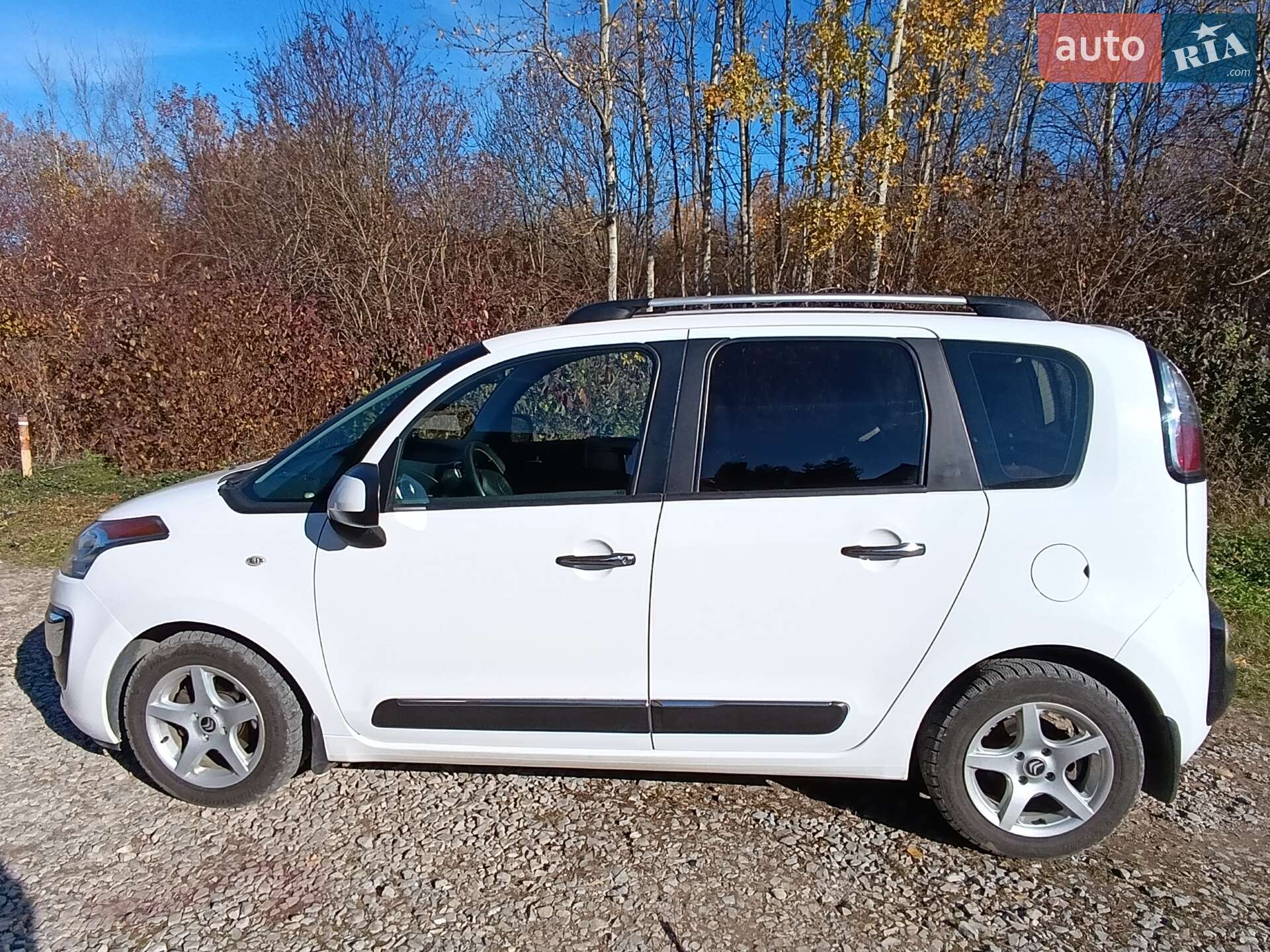 Citroen C3 Picasso 2015 VIN VF7SH9HP8FT548401 фото оголошення 11 з 40