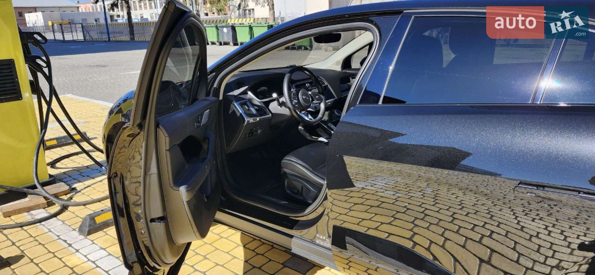 Jaguar I-Pace 2018 VIN SADHA2B11K1F70241 фото оголошення 11 з 27