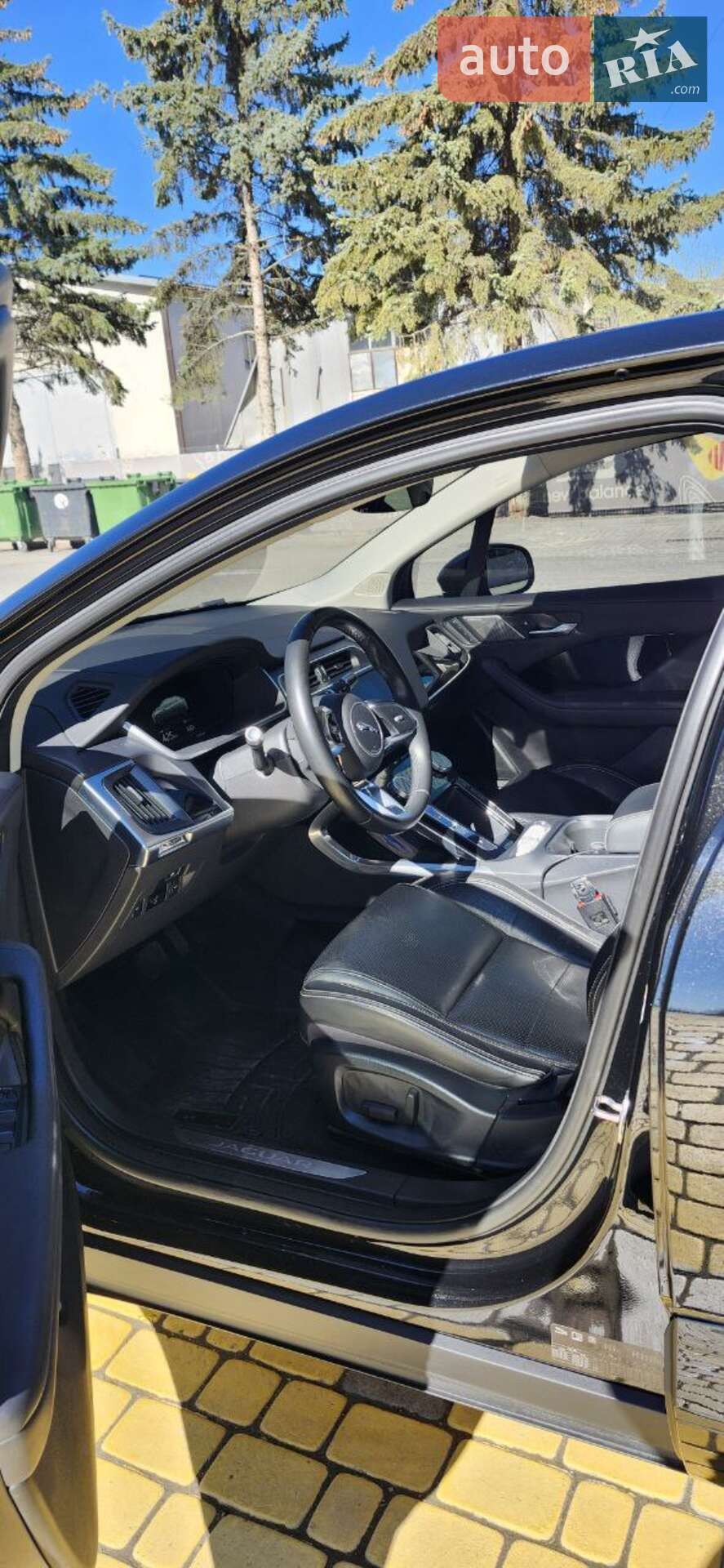 Jaguar I-Pace 2018 VIN SADHA2B11K1F70241 фото оголошення 10 з 27