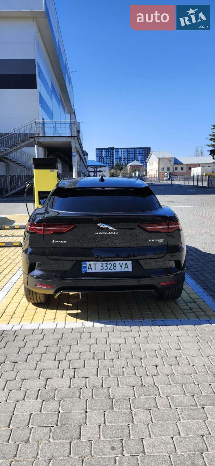 Jaguar I-Pace 2018 VIN SADHA2B11K1F70241 фото оголошення 8 з 27