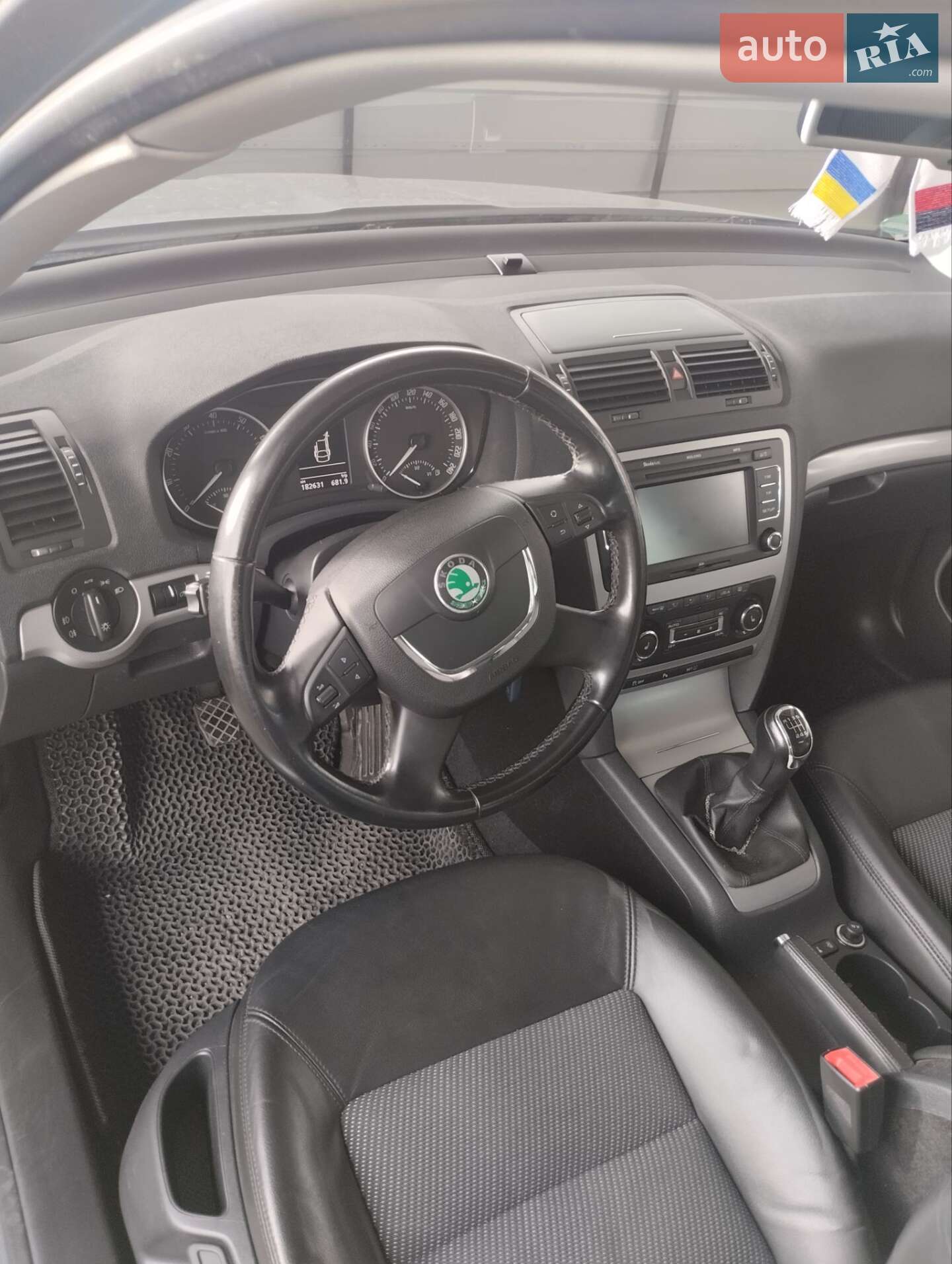 Skoda Octavia 2012 VIN TMBGK61Z0C2140700 фото оголошення 2 з 10