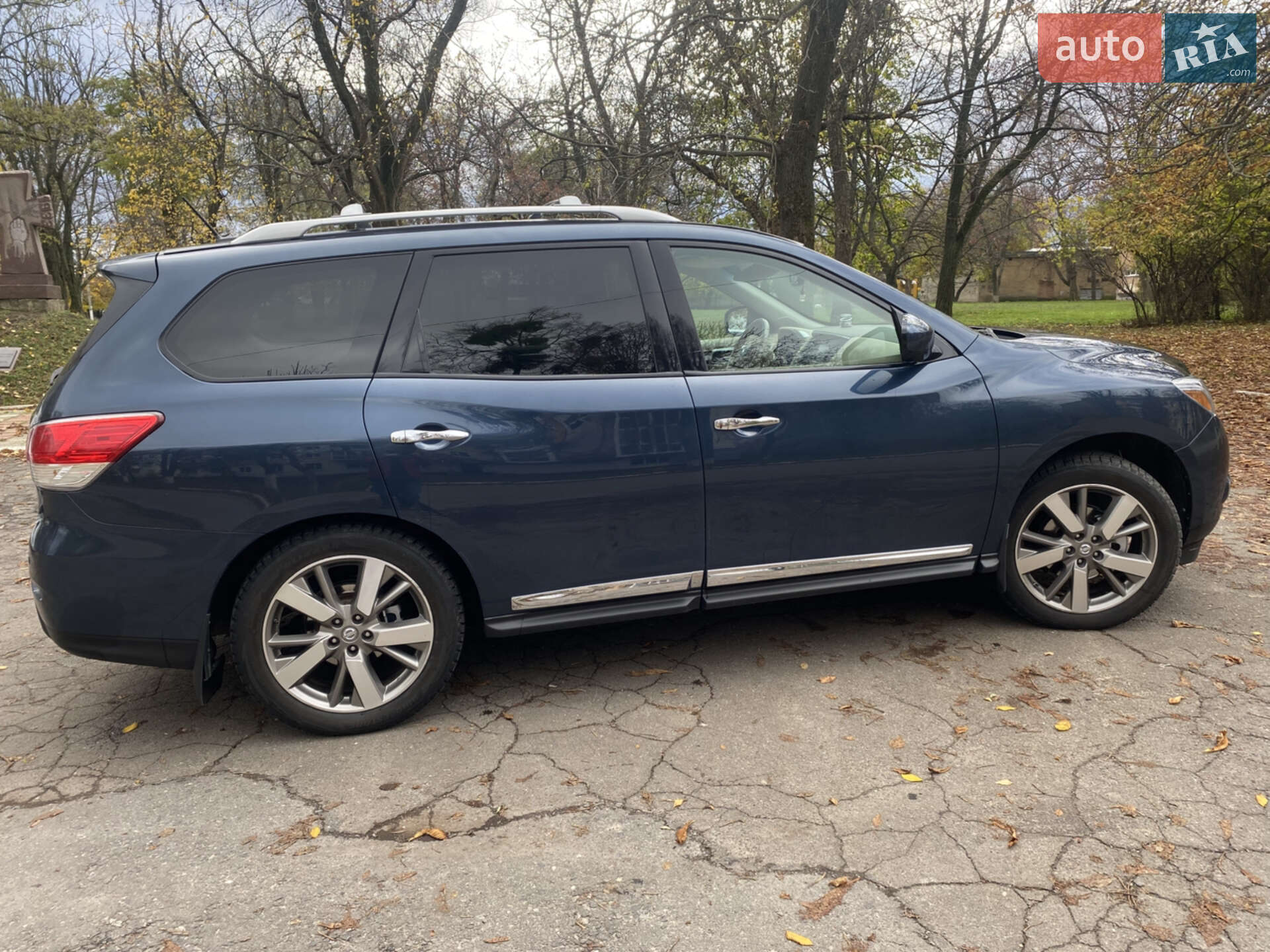 Nissan Pathfinder 2014 VIN 5N1AR2MM8EC680606 фото оголошення 3 з 12