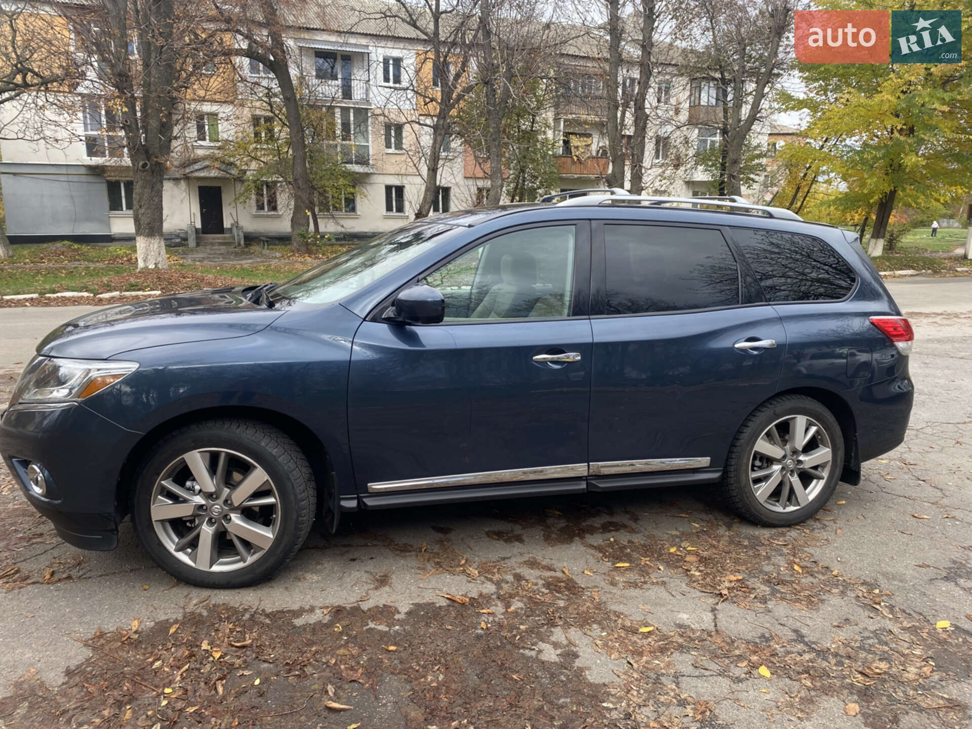 Nissan Pathfinder 2014 VIN 5N1AR2MM8EC680606 фото оголошення 4 з 12