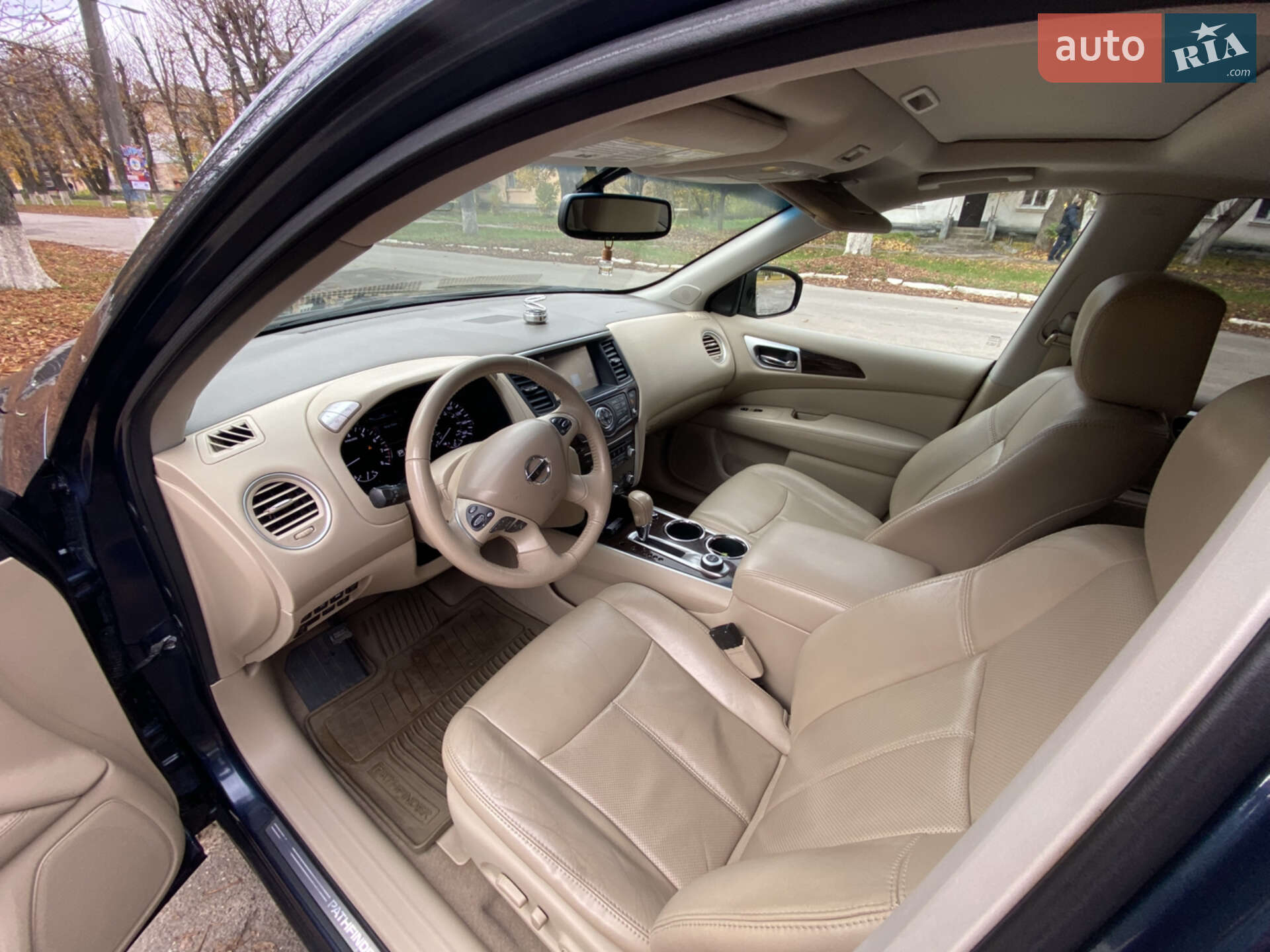 Nissan Pathfinder 2014 VIN 5N1AR2MM8EC680606 фото оголошення 8 з 12