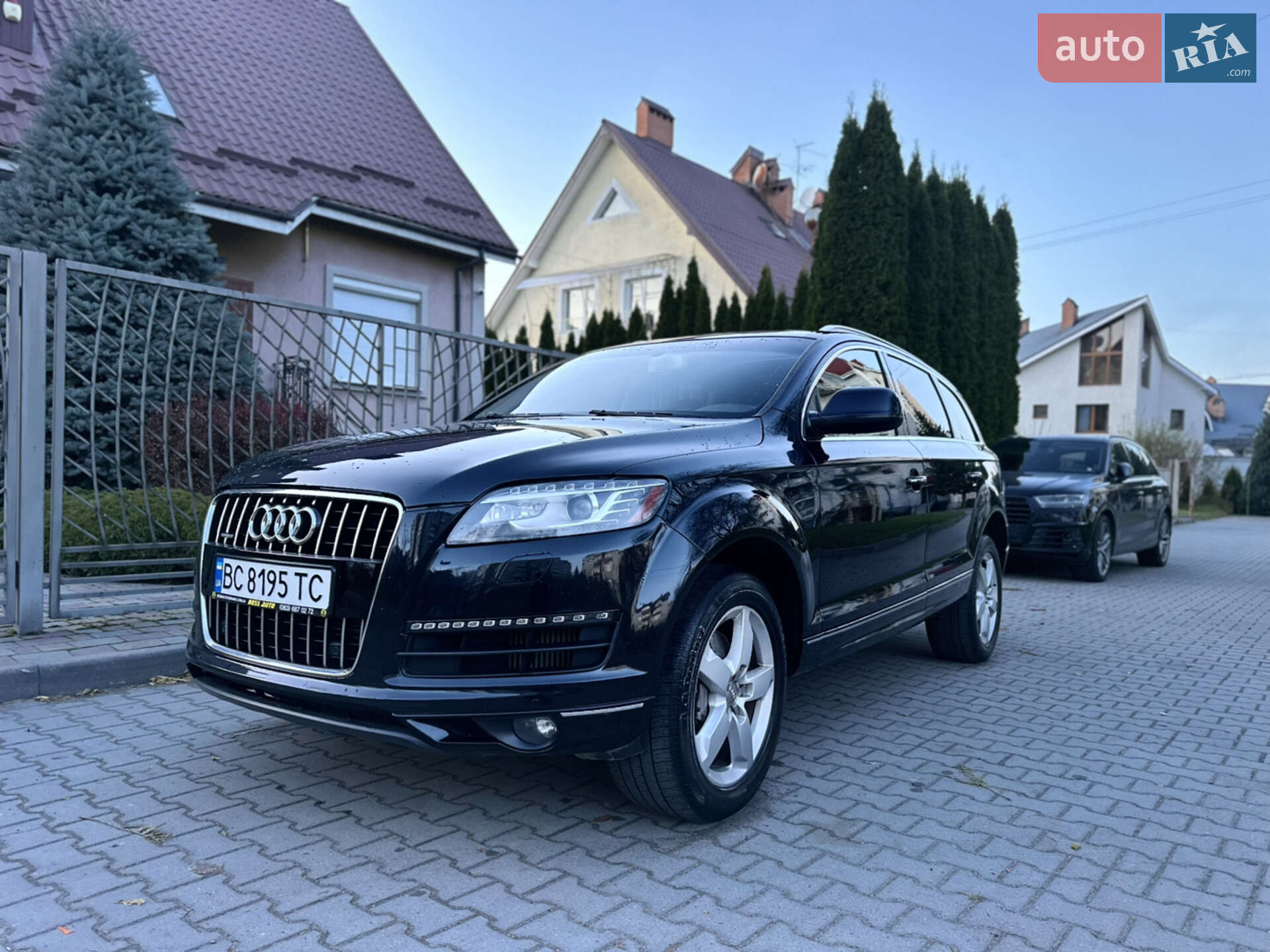 Audi Q7 2012 VIN WA1LMAFE7CD007951 фото оголошення 2 з 31