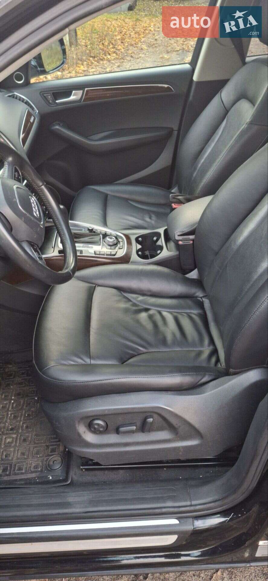 Audi Q5 2012 VIN WA1LFAFP0CA099448 фото оголошення 40 з 45
