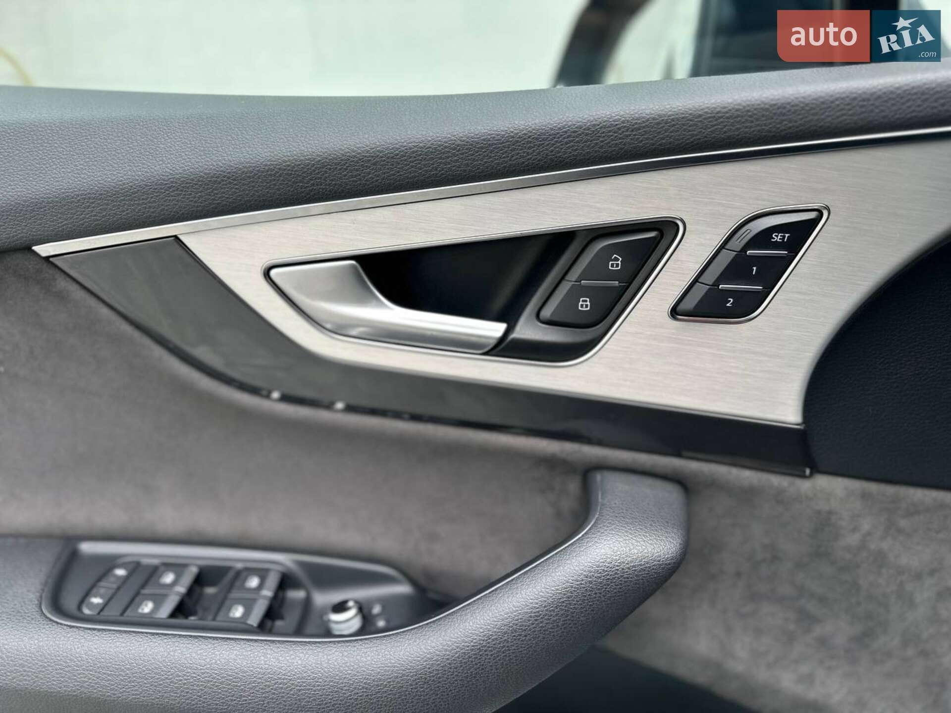 Audi Q7 2017 VIN WAUZZZ4M0HD054446 фото оголошення 60 з 82