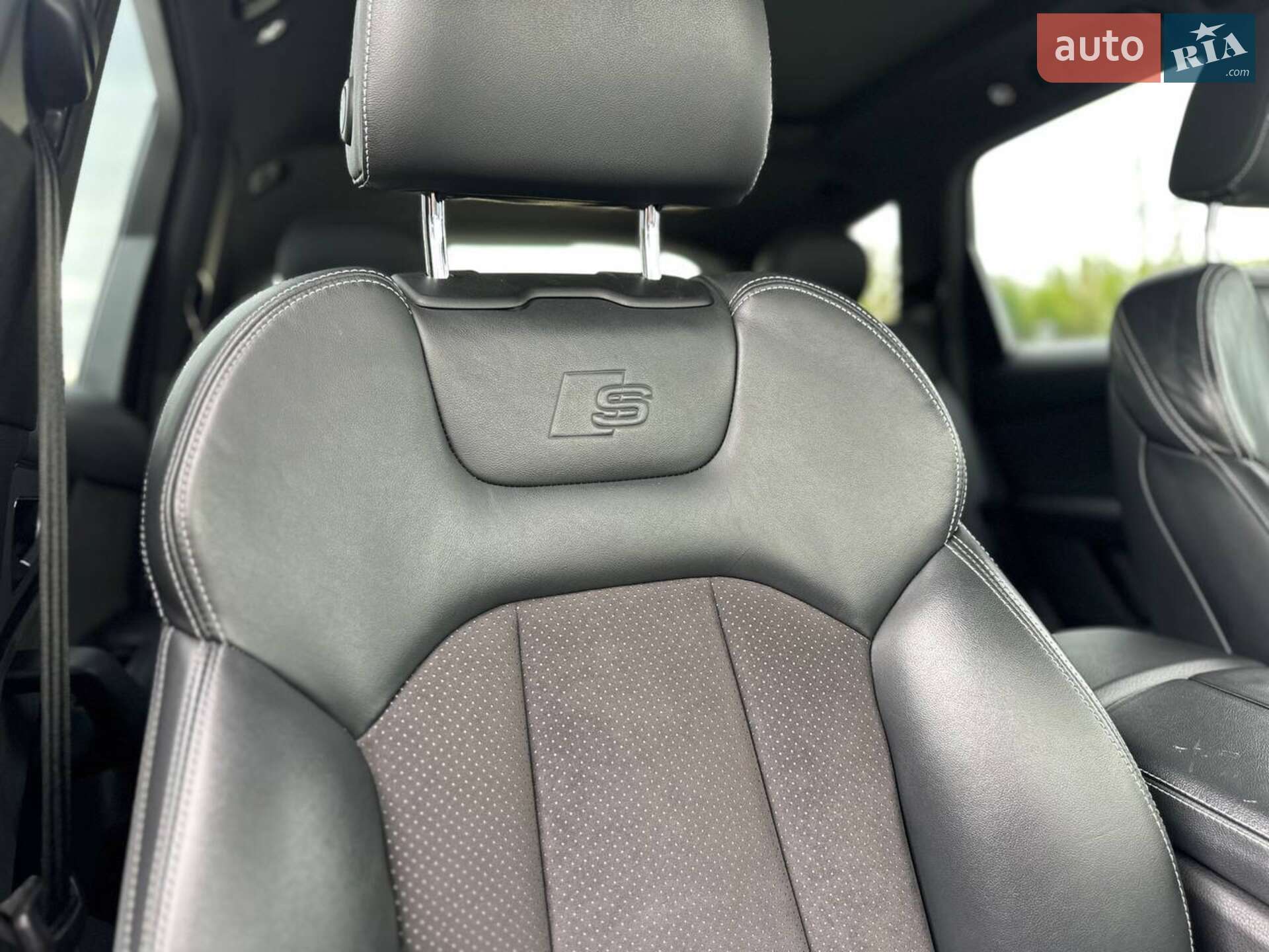 Audi Q7 2017 VIN WAUZZZ4M0HD054446 фото оголошення 67 з 82