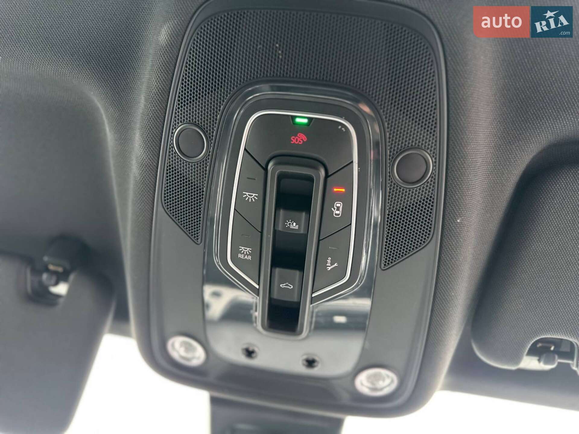 Audi Q7 2017 VIN WAUZZZ4M0HD054446 фото оголошення 70 з 82