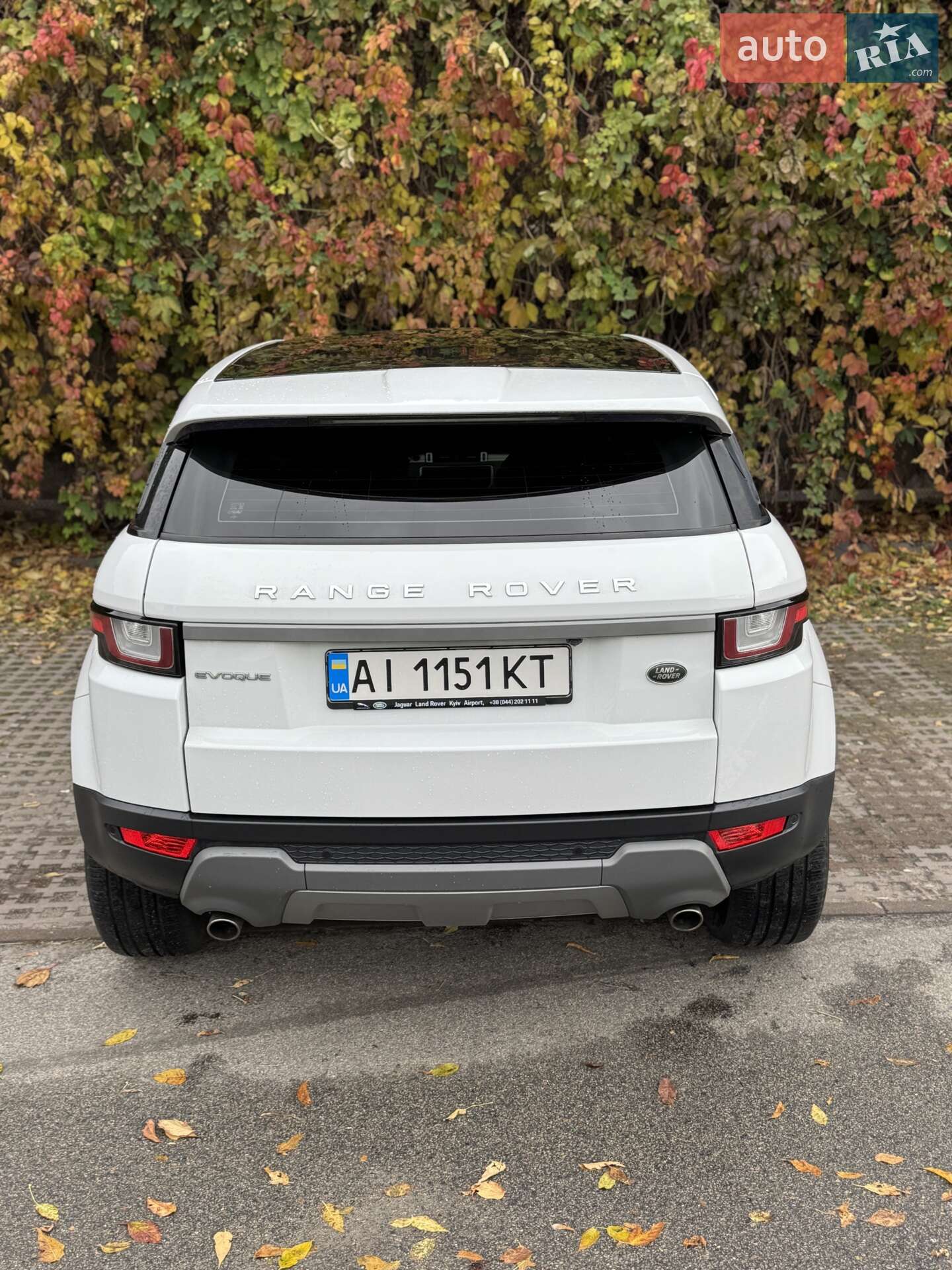Land Rover Range Rover Evoque 2017 VIN SALVA2BN1HH247492 фото оголошення 12 з 15