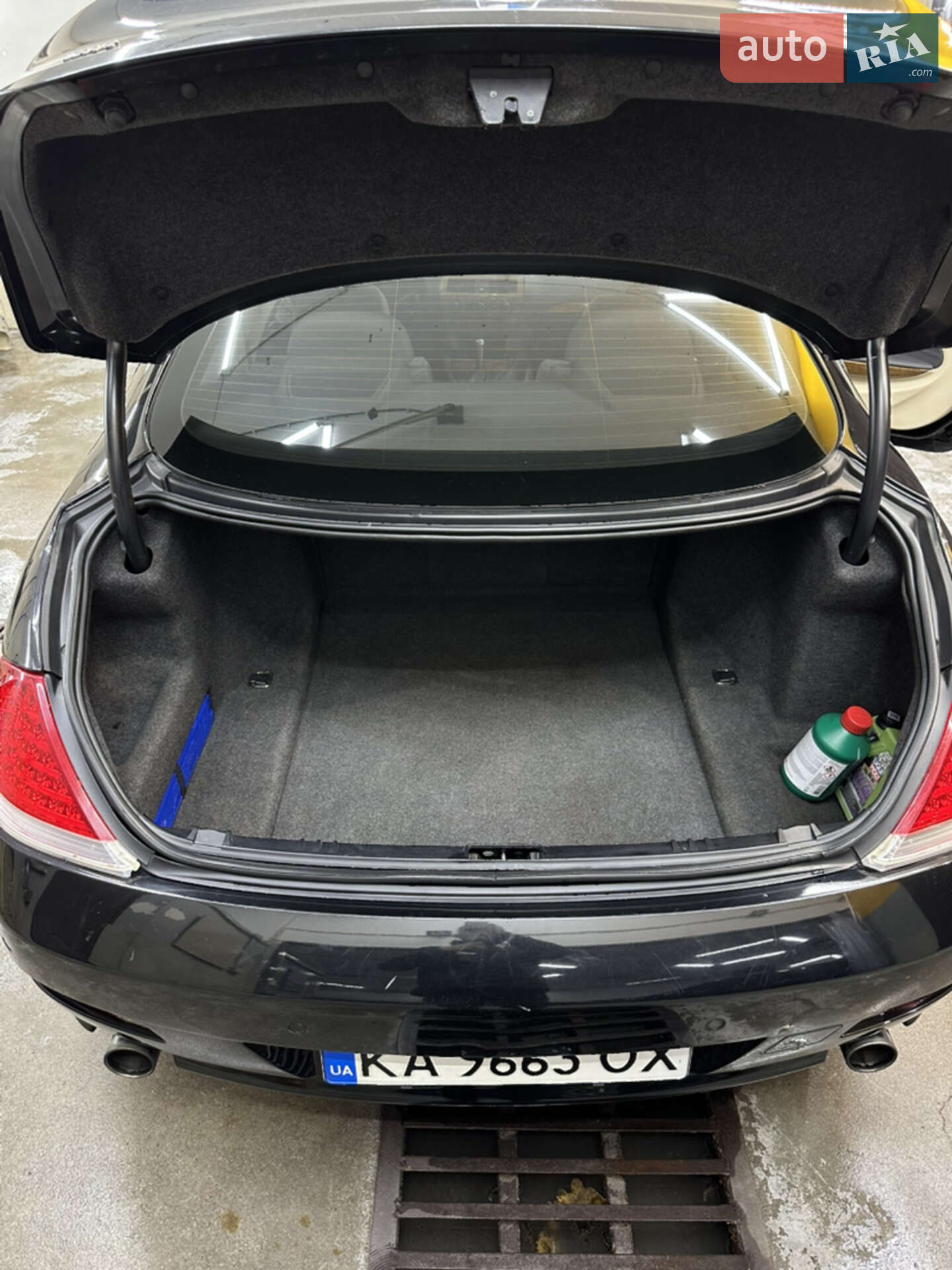 BMW 6 Series 2005 VIN WBAEN31060B701061 фото оголошення 10 з 28