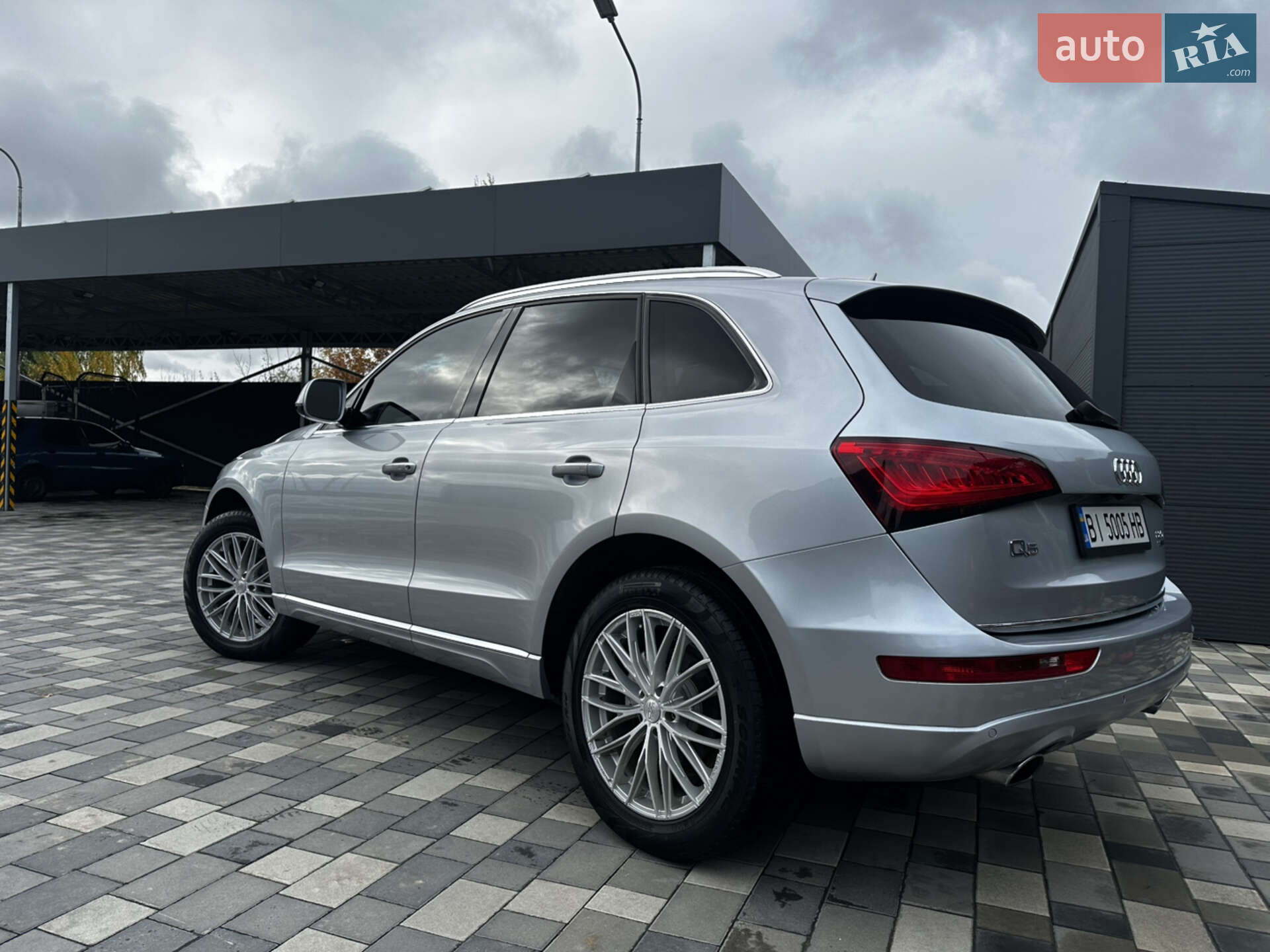 Audi Q5 2016 VIN WA1L2AFP9GA126700 фото оголошення 6 з 24