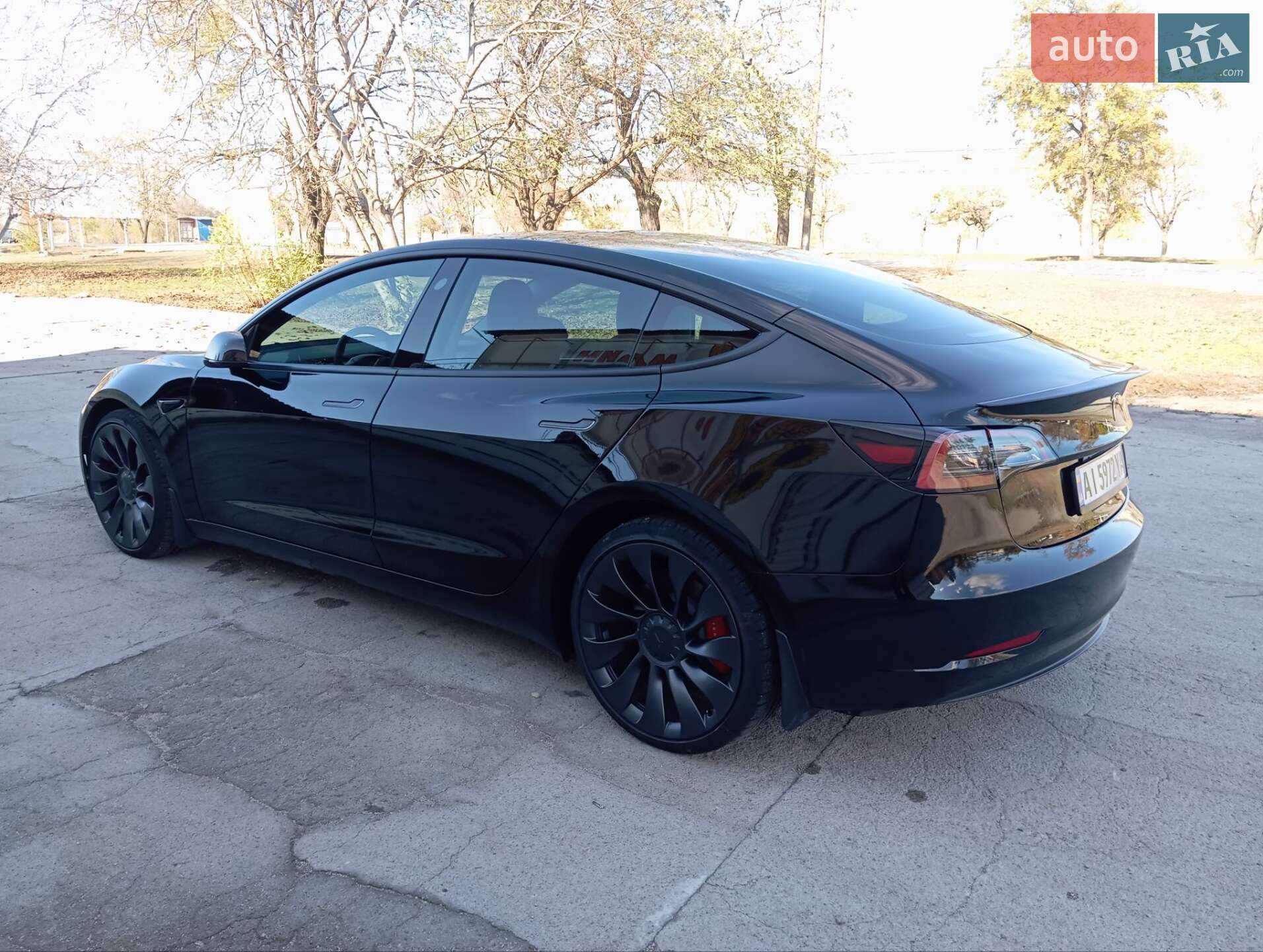 Tesla Model 3 2023 VIN 5YJ3E1EC5PF697541 фото оголошення 8 з 24