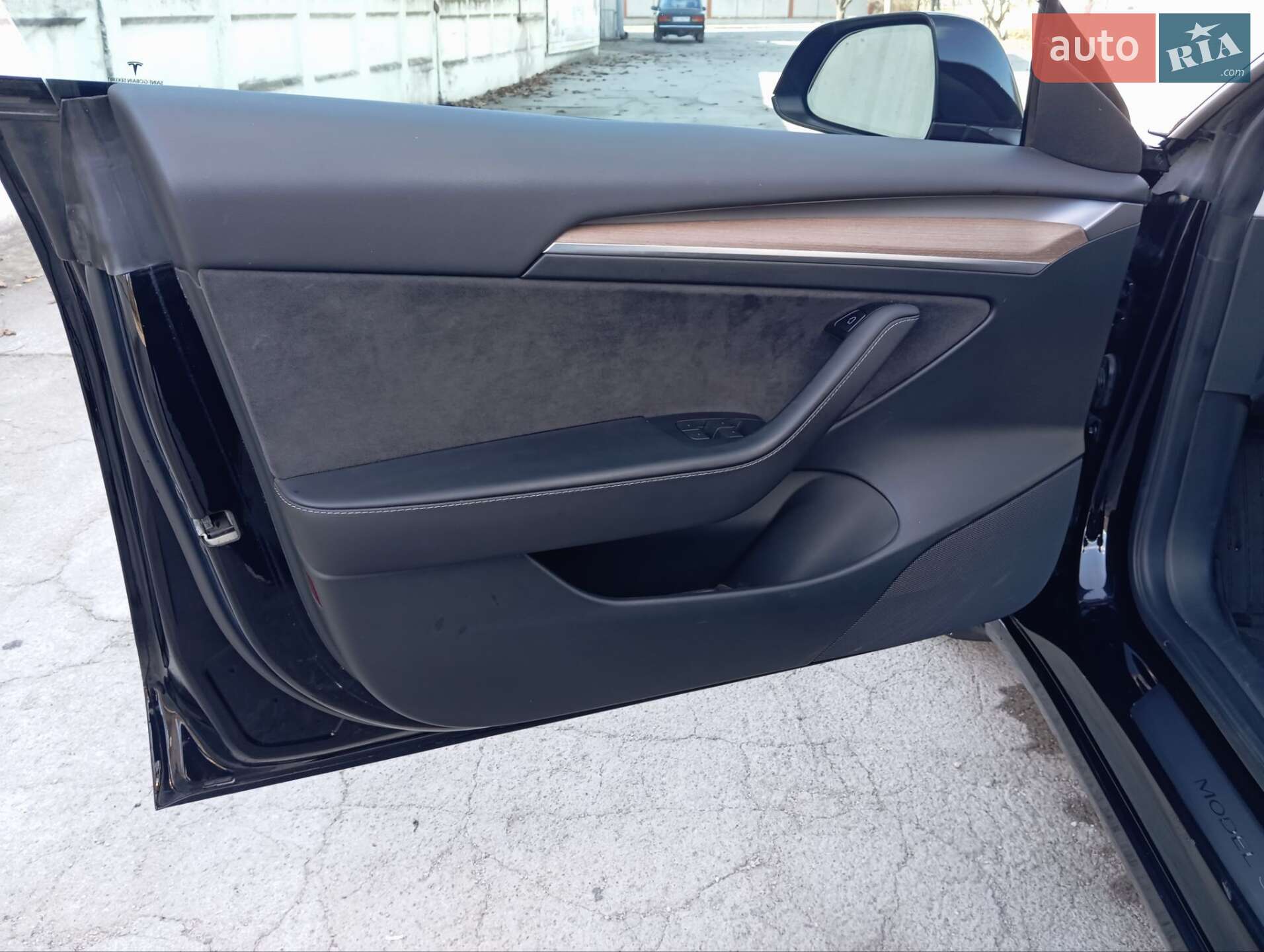 Tesla Model 3 2023 VIN 5YJ3E1EC5PF697541 фото оголошення 22 з 24