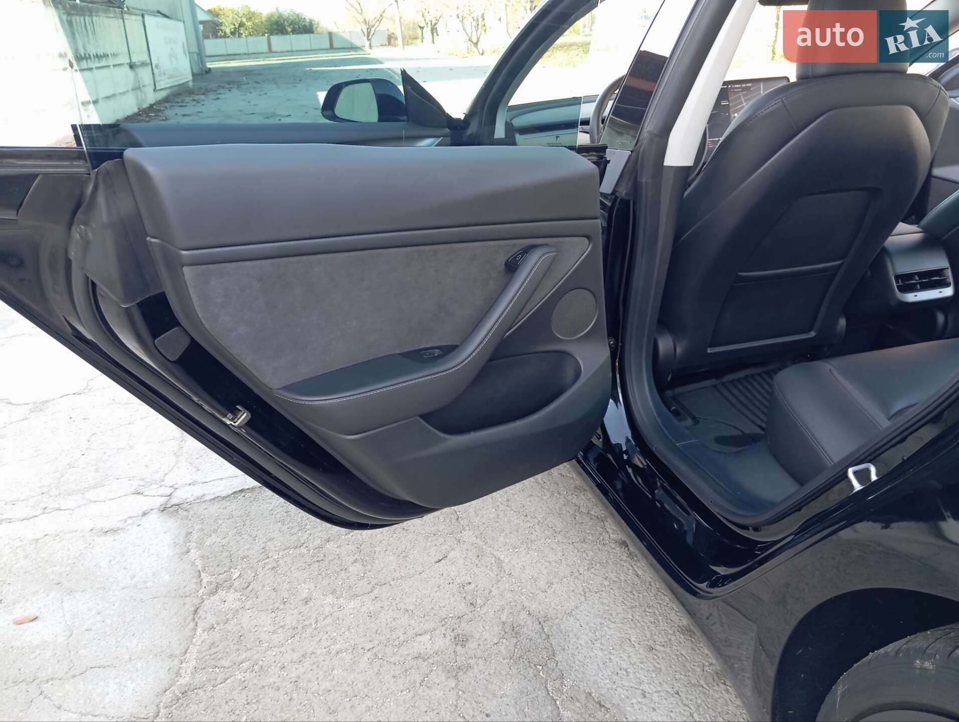 Tesla Model 3 2023 VIN 5YJ3E1EC5PF697541 фото оголошення 24 з 24