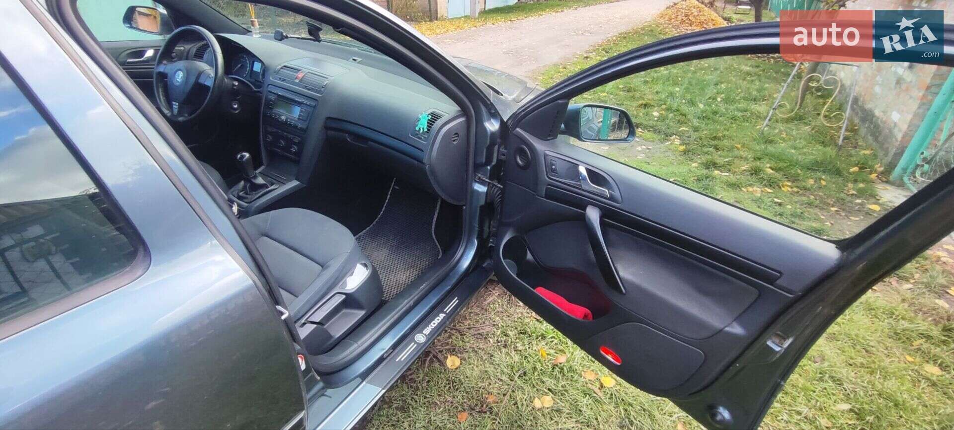 Skoda Octavia 2006 VIN TMBCD61Z068070383 фото оголошення 6 з 10