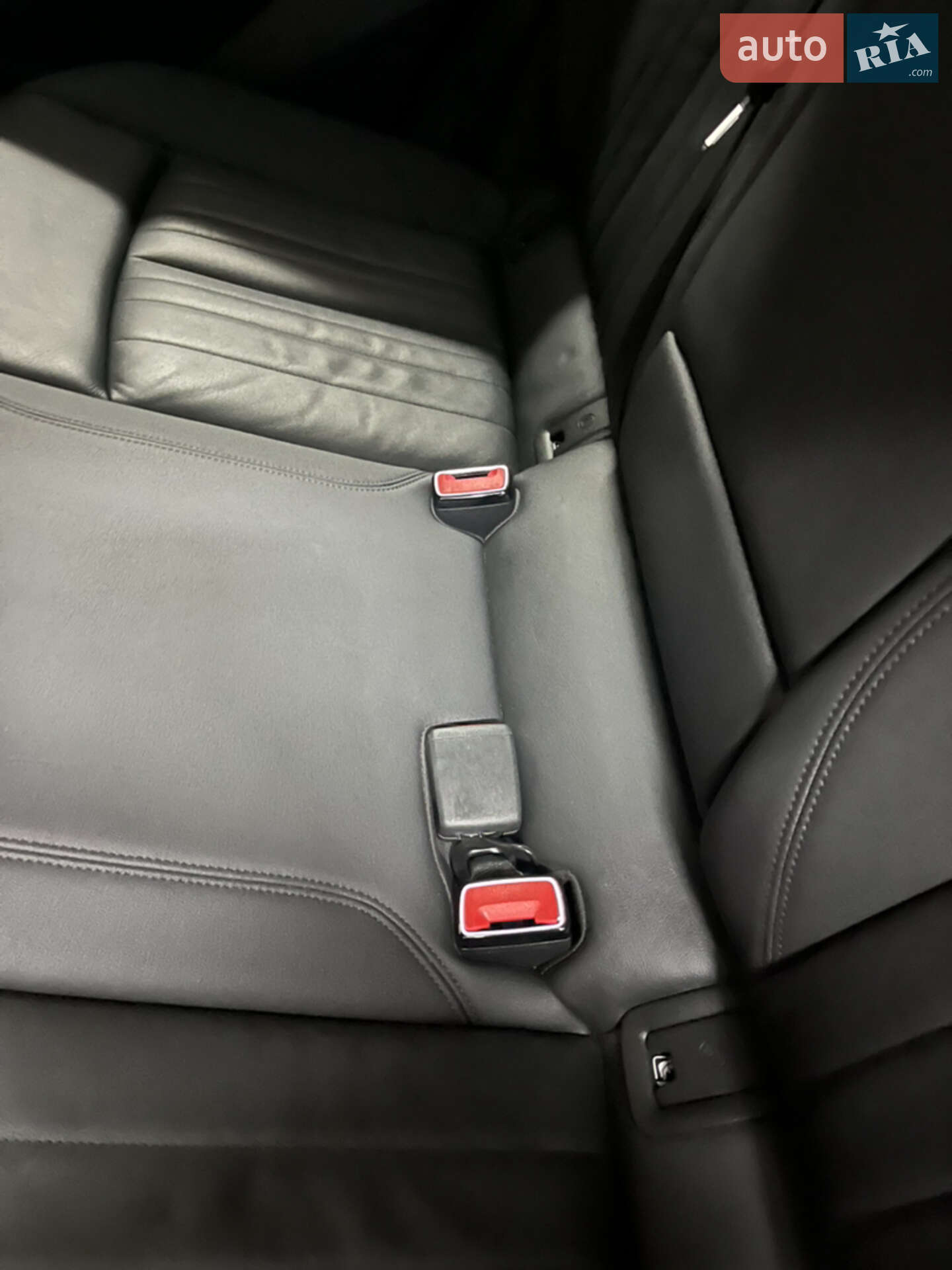 Audi e-tron 2018 VIN WAUZZZGE1KB002153 фото оголошення 28 з 52