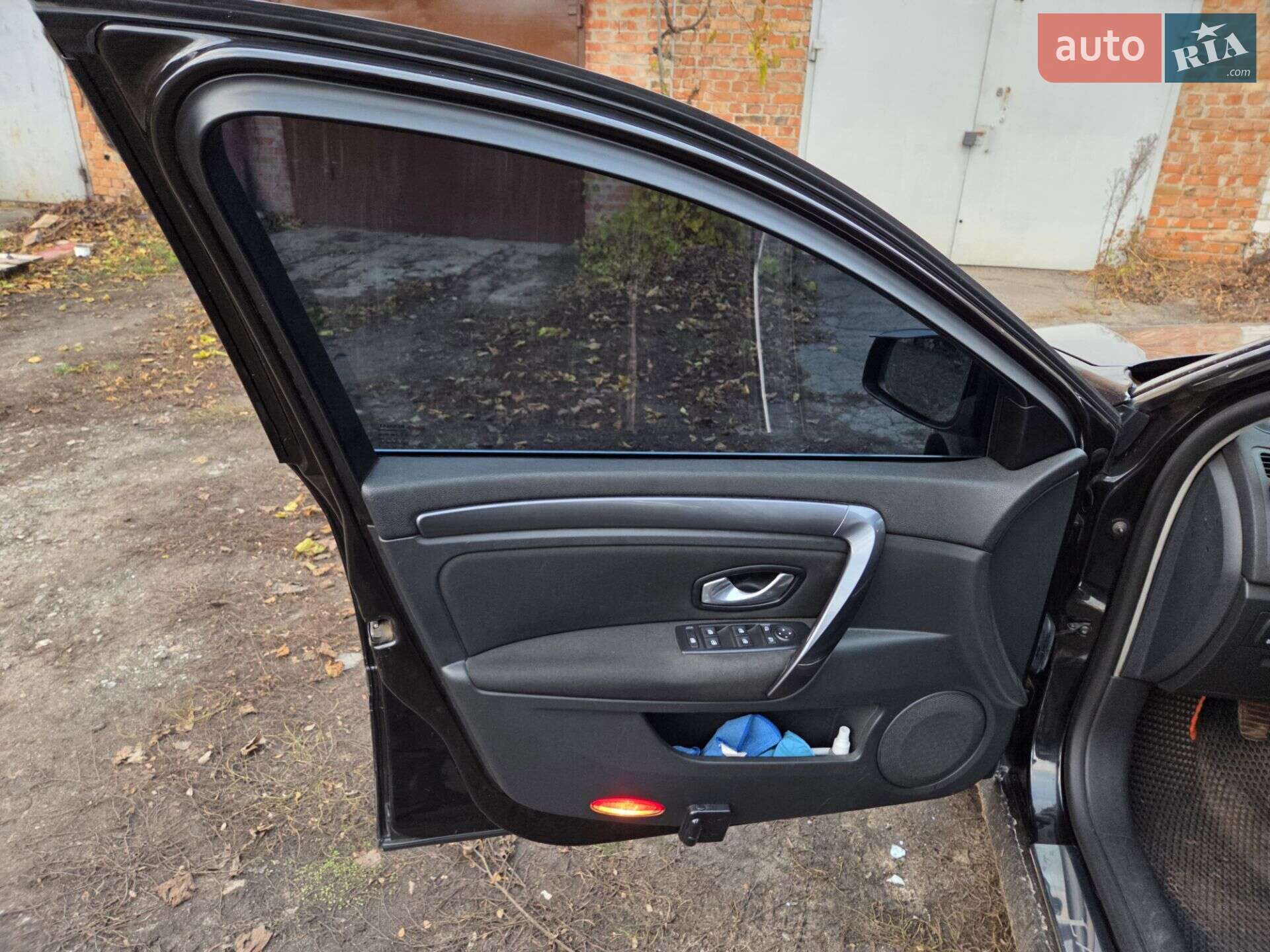 Renault Laguna 2009 VIN VF1BT0A0641797141 фото оголошення 9 з 16