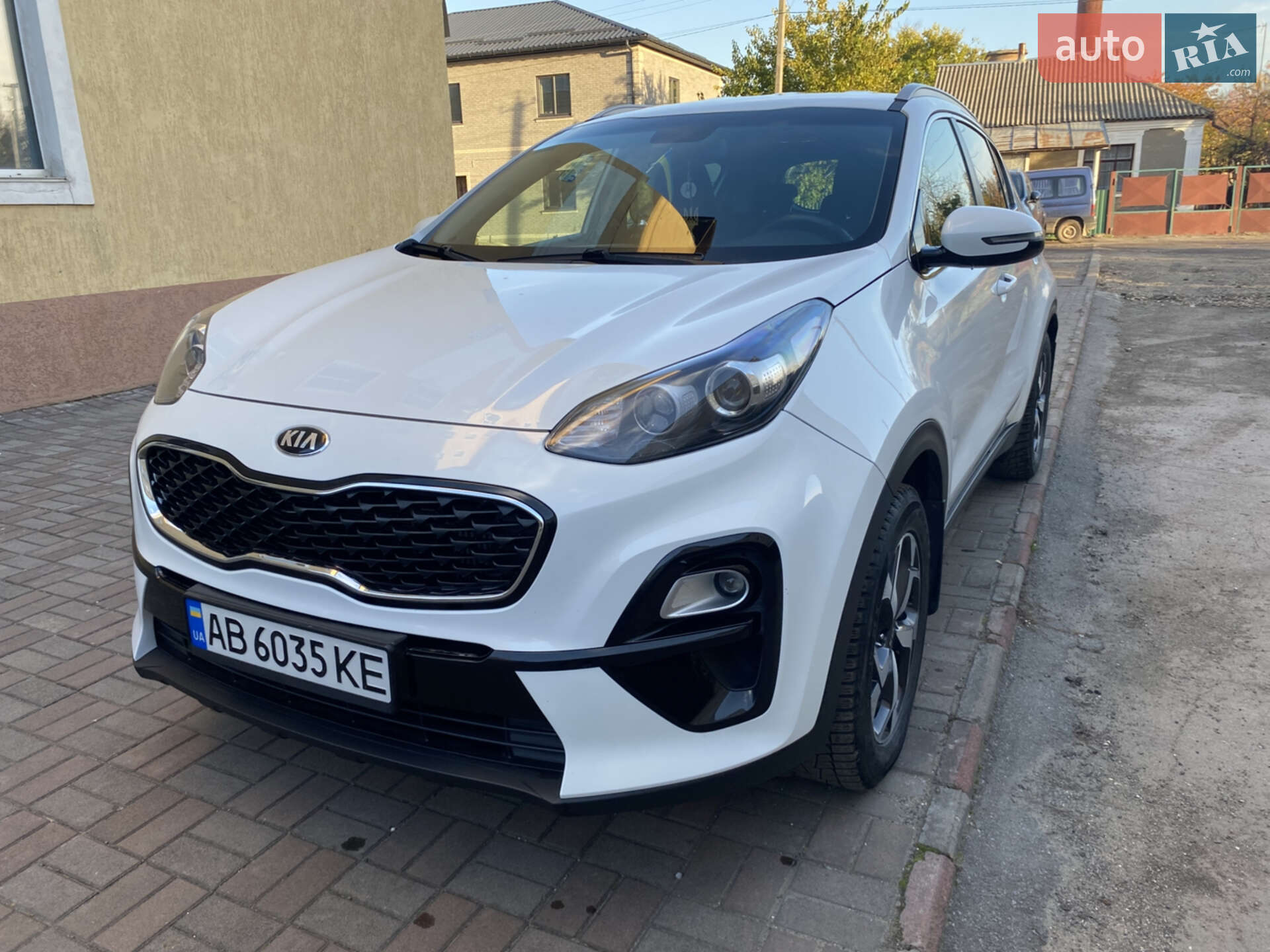 Kia Sportage 2018 VIN U5YPG812AKL587704 фото оголошення 2 з 11