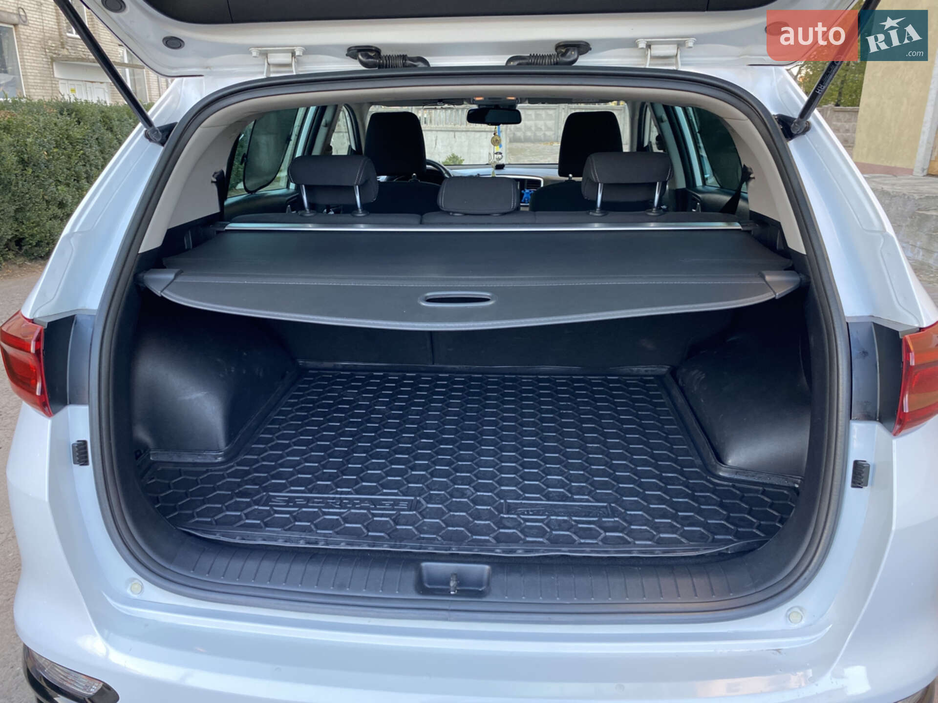 Kia Sportage 2018 VIN U5YPG812AKL587704 фото оголошення 9 з 11