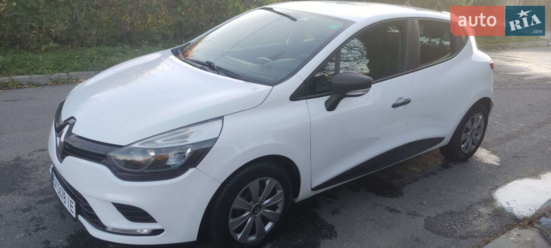 Renault Clio 2016 VIN VF15RBF0A56209187 фото оголошення 4 з 17