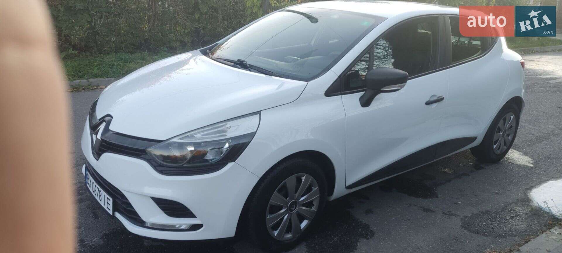 Renault Clio 2016 VIN VF15RBF0A56209187 фото оголошення 6 з 17