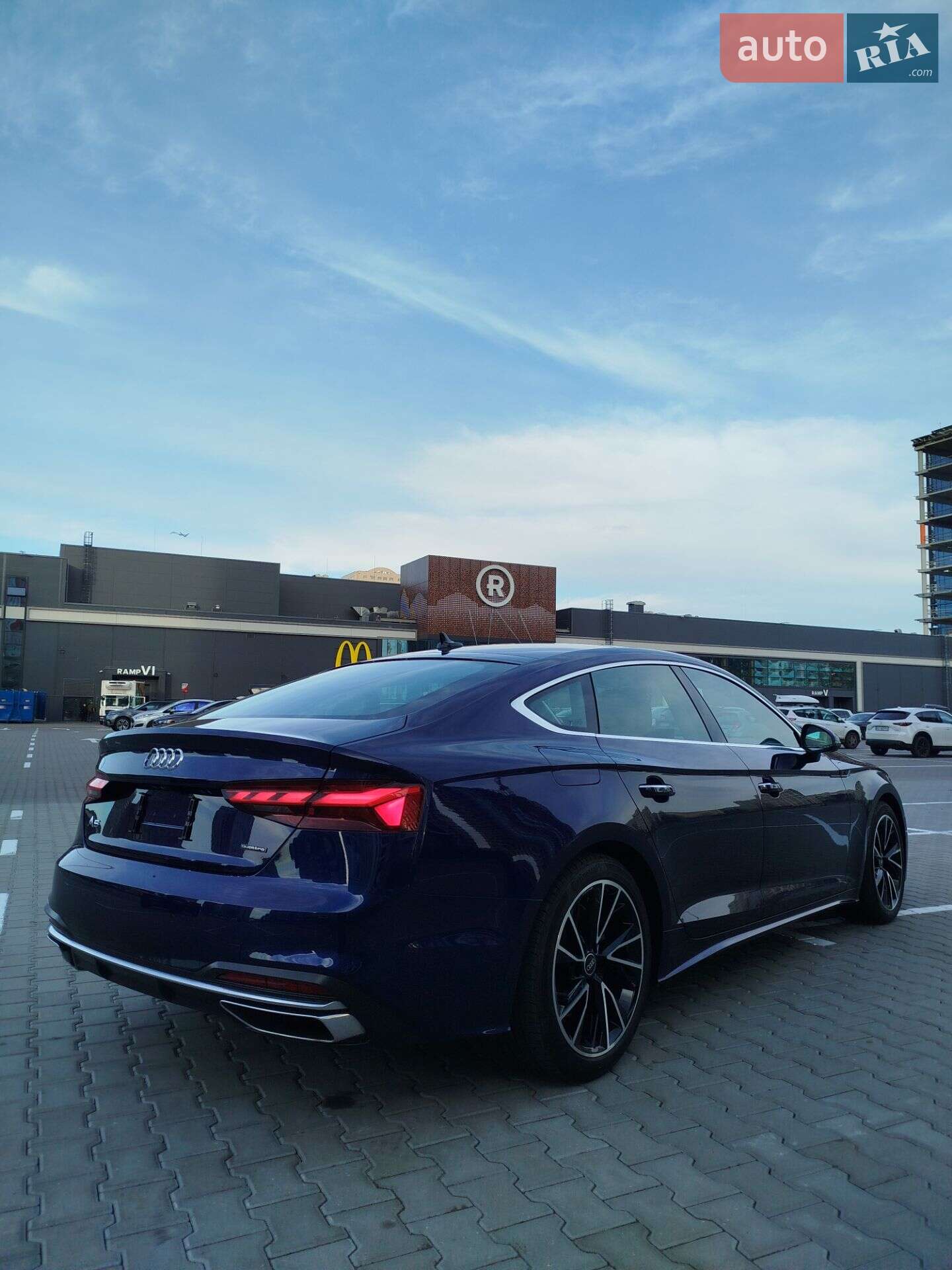 Audi A5 2021 VIN WAUCBCF56NA003561 фото оголошення 30 з 58