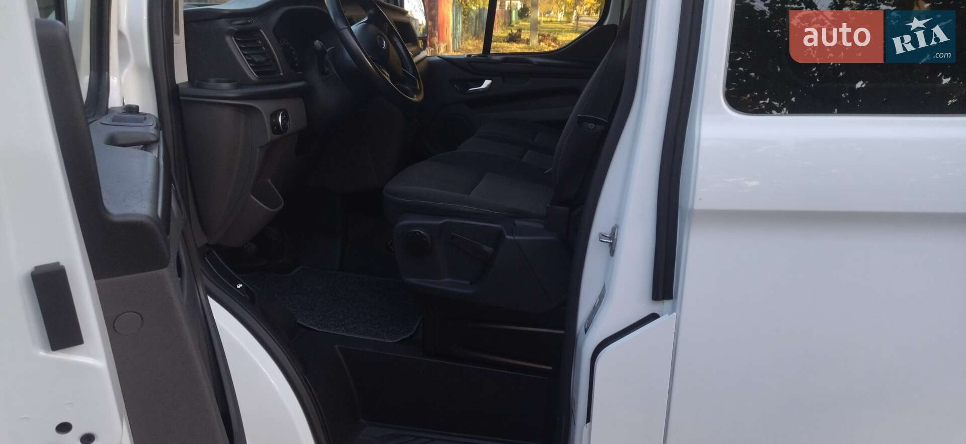 Ford Transit Custom 2018 VIN WF0YXXTTGYJA69098 фото оголошення 7 з 40