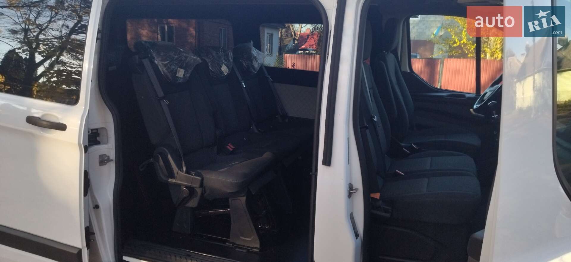 Ford Transit Custom 2018 VIN WF0YXXTTGYJA69098 фото оголошення 8 з 40
