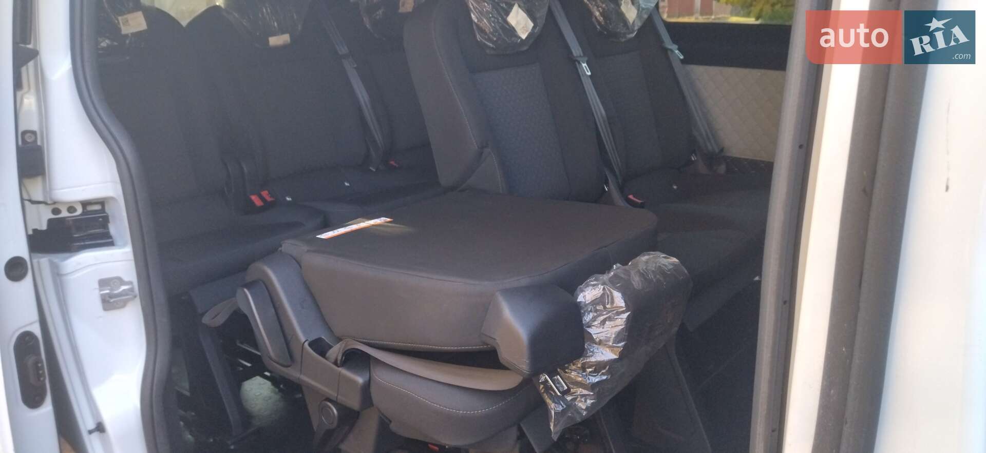 Ford Transit Custom 2018 VIN WF0YXXTTGYJA69098 фото оголошення 12 з 40